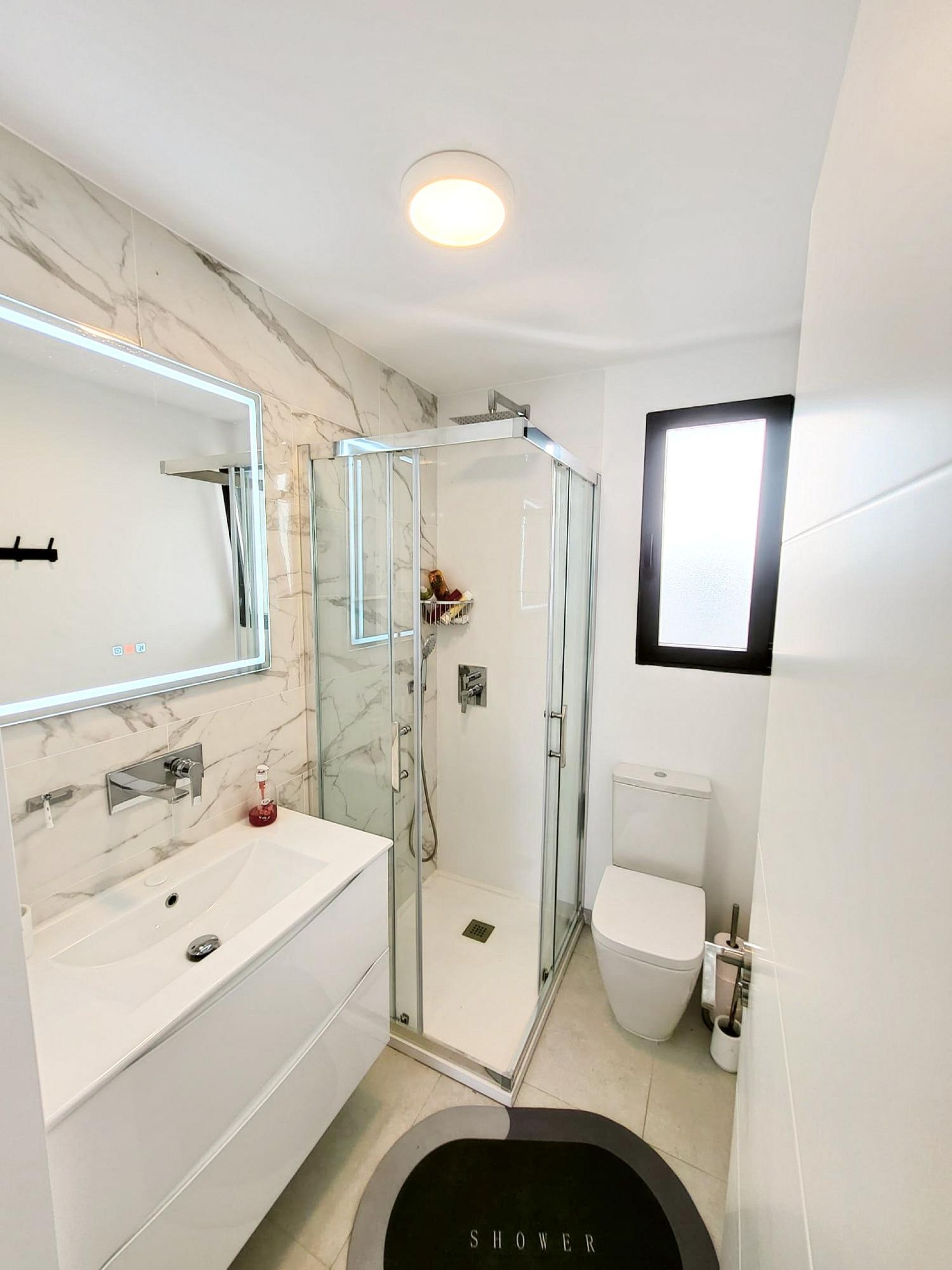 Resale - 2 Bedroom 2 Bathroom Apartment in San Miguel de Salinas -  - Alicante