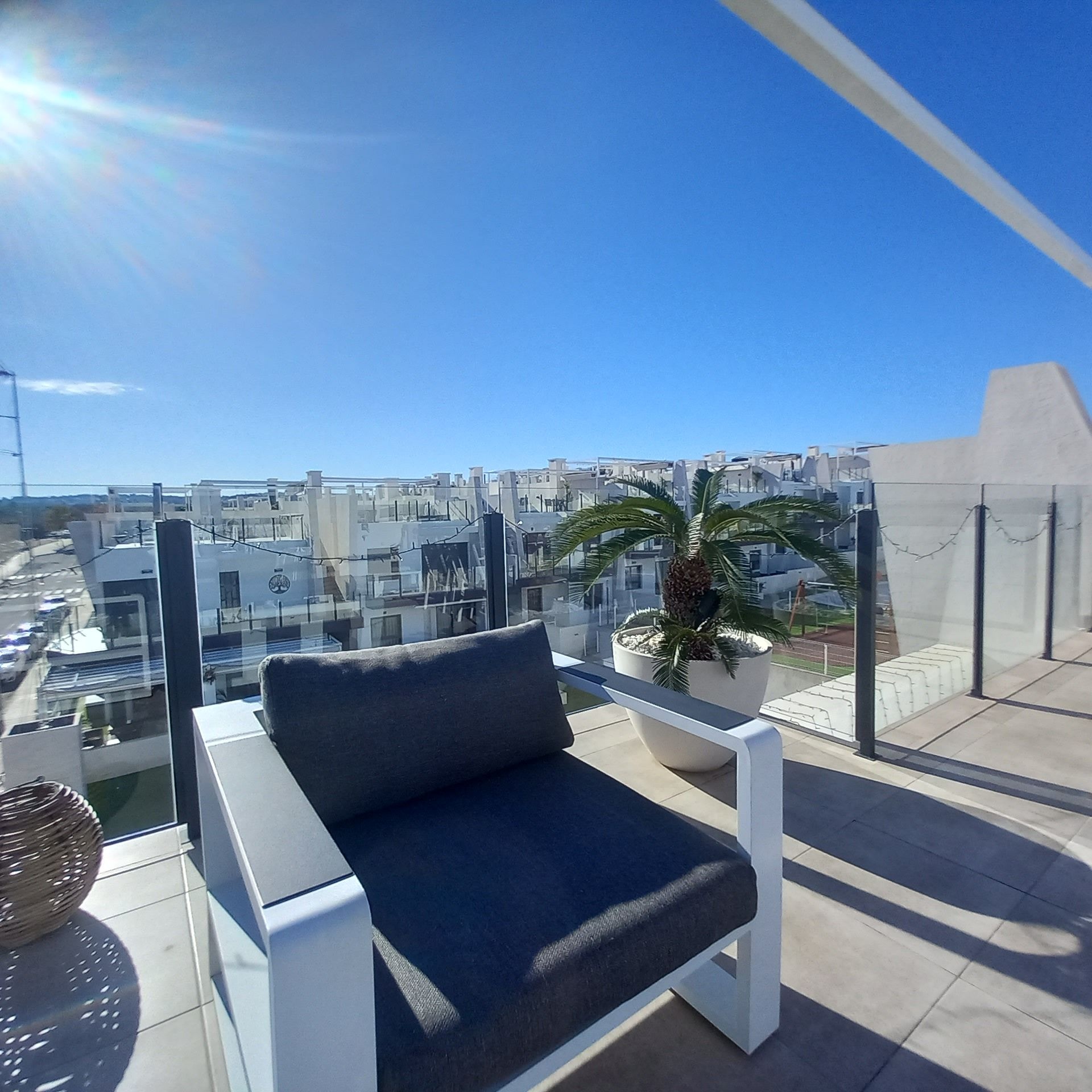 Resale - 2 Bedroom 2 Bathroom Apartment in San Miguel de Salinas -  - Alicante