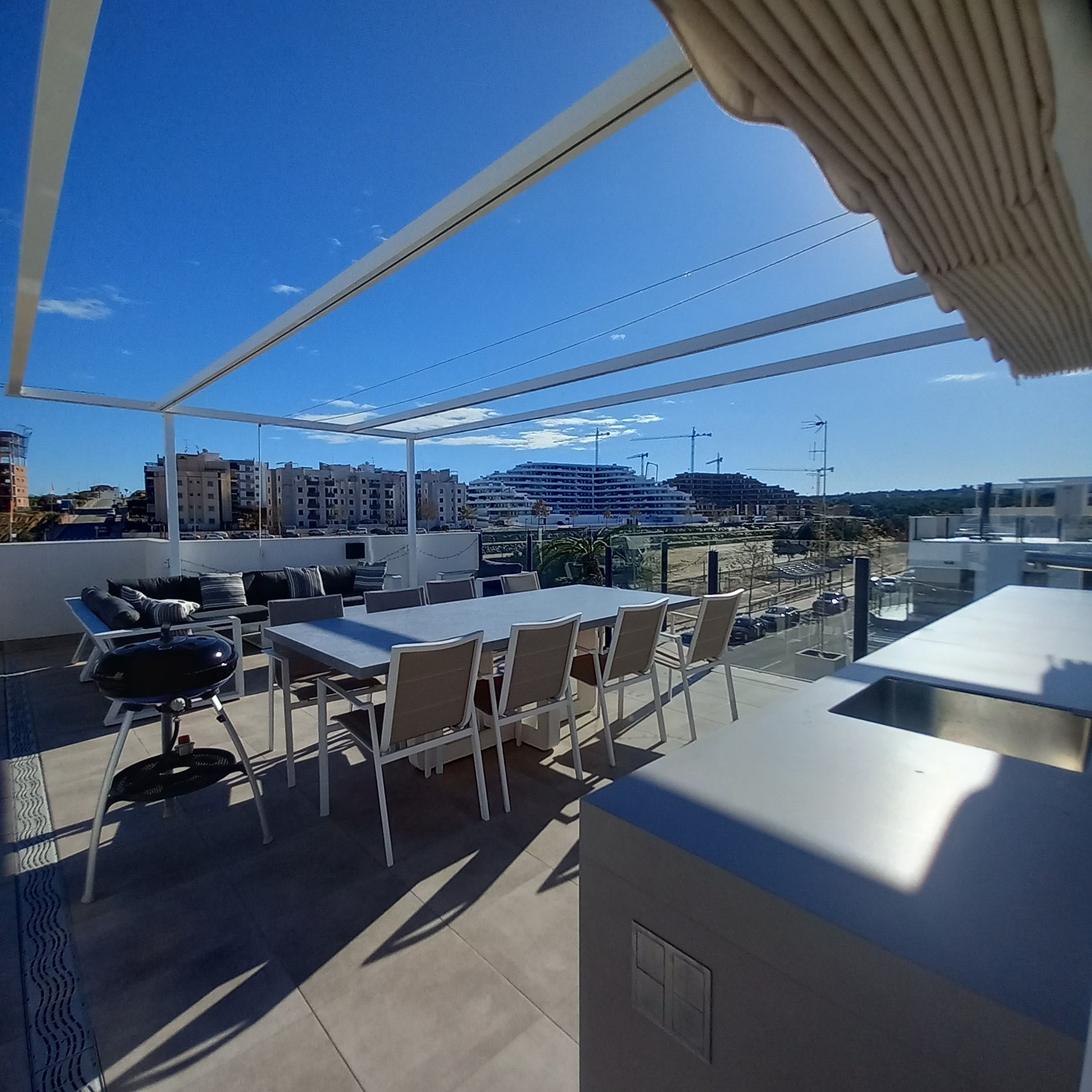 Resale - 2 Bedroom 2 Bathroom Apartment in San Miguel de Salinas -  - Alicante
