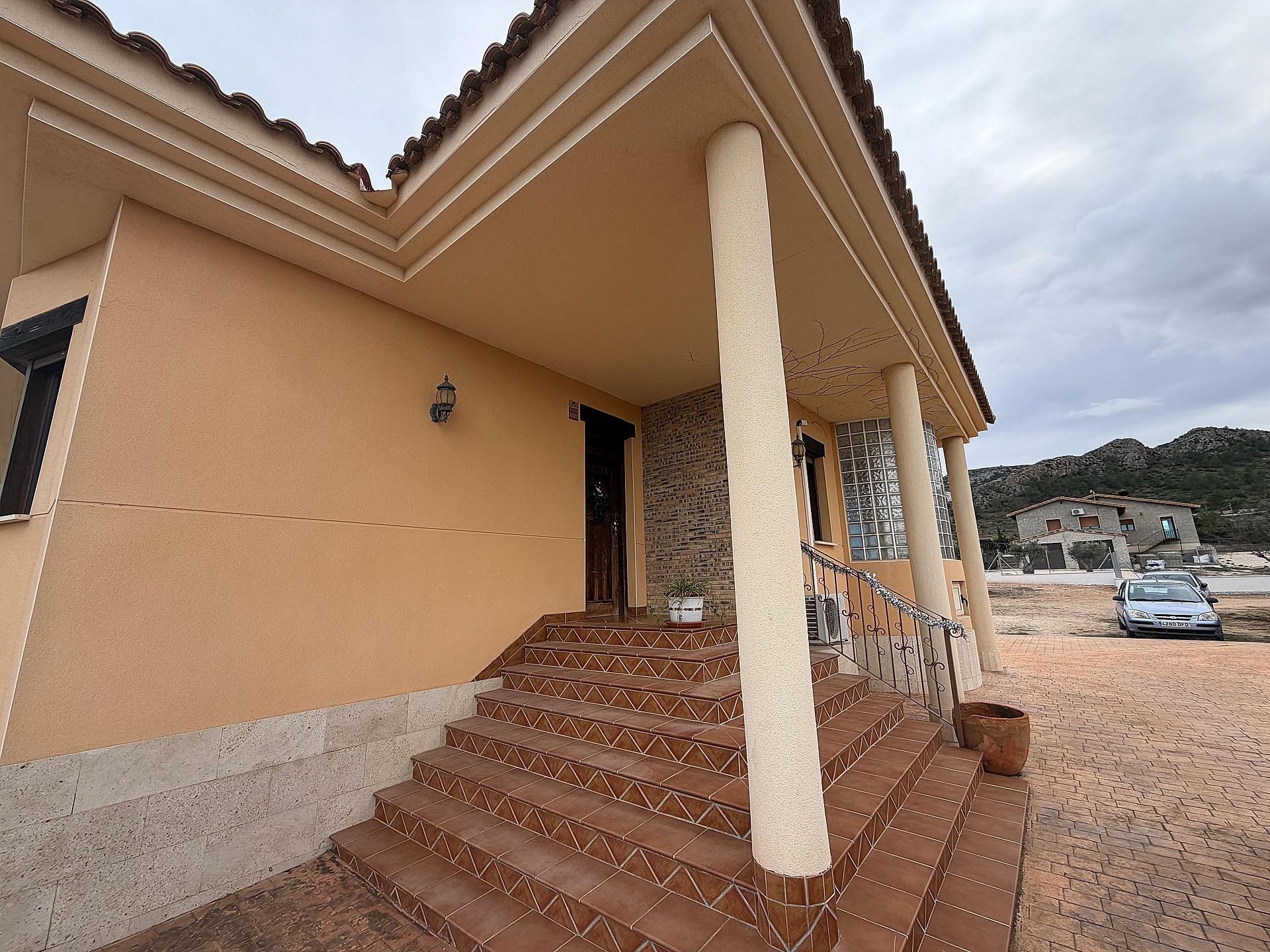 Resale - 2 Bedroom 2 Bathroom Country house in Yecla -  - Murcia