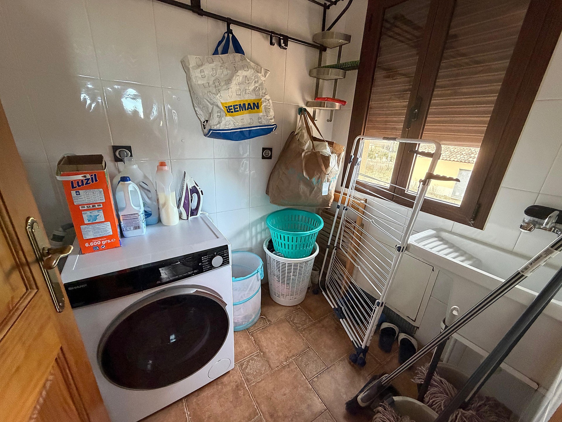 Resale - 2 Bedroom 2 Bathroom Country house in Yecla -  - Murcia