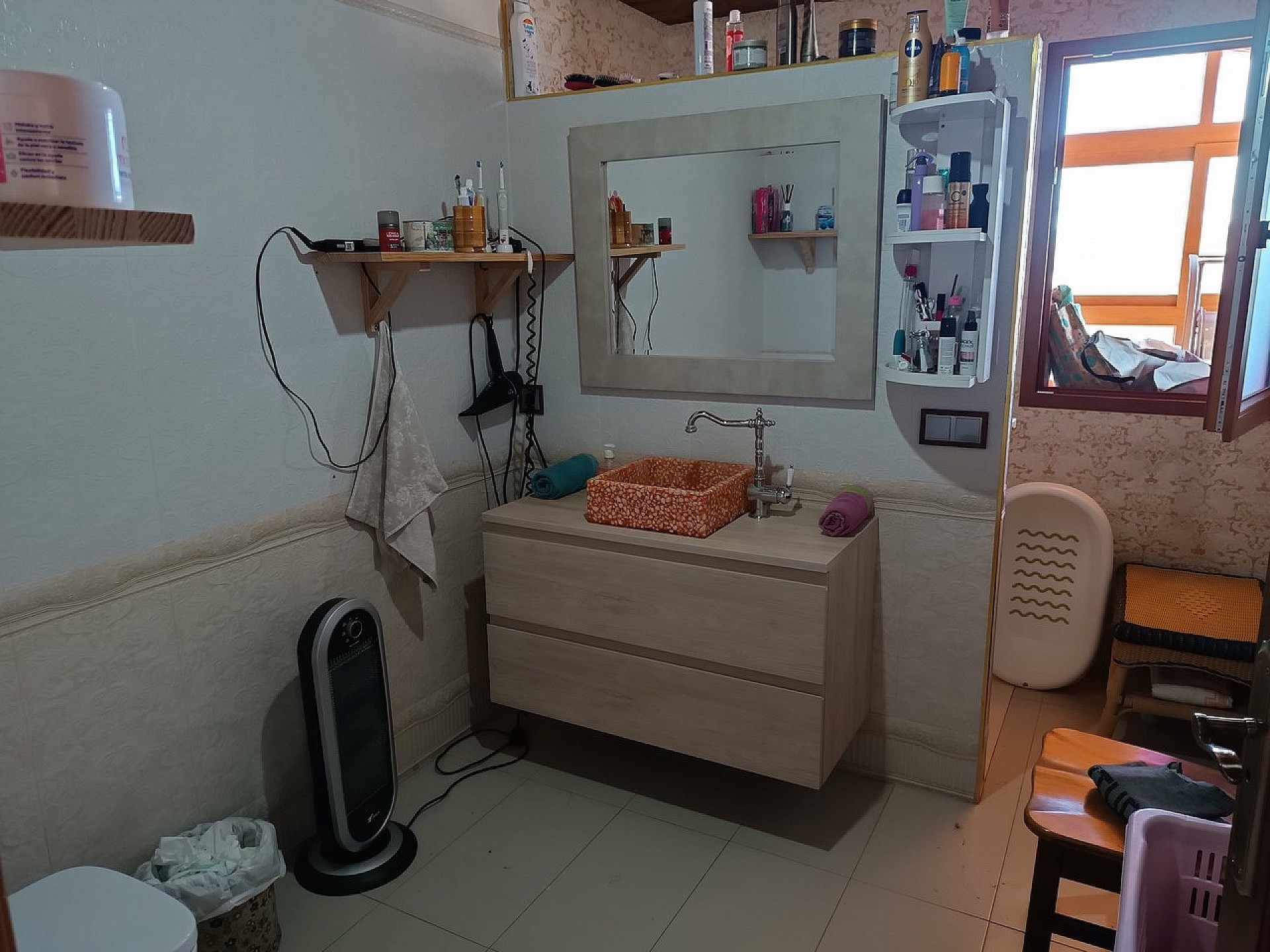 Resale - 7 Bedroom 4 Bathroom Wooden House in Yecla -  - Murcia