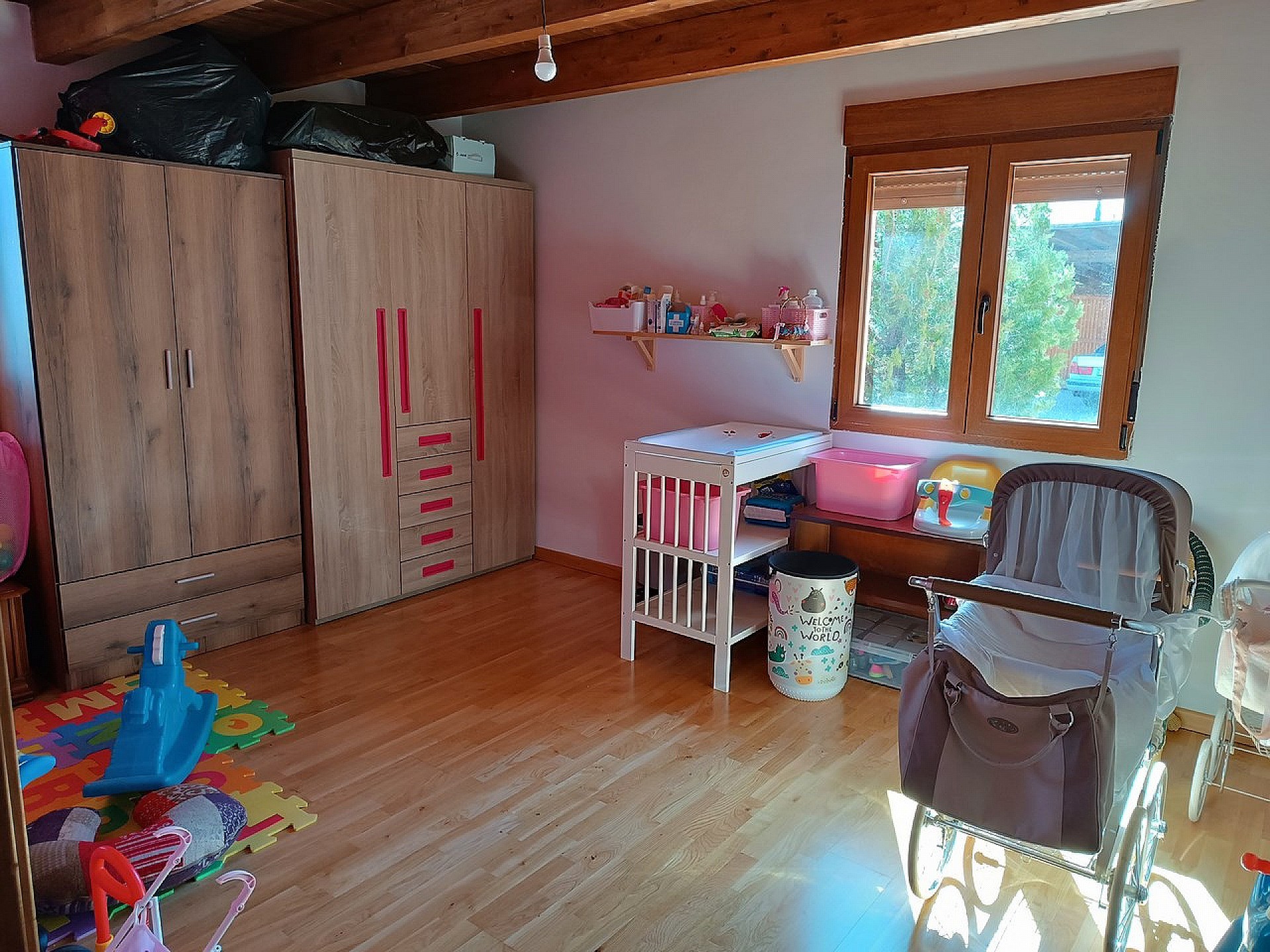 Resale - 7 Bedroom 4 Bathroom Wooden House in Yecla -  - Murcia