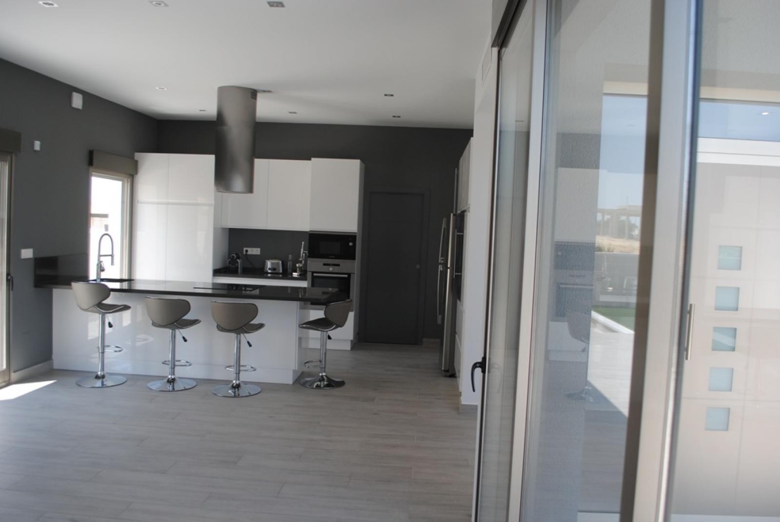 Resale - 3 Bedroom 2 Bathroom Villa in Pinoso -  - Alicante
