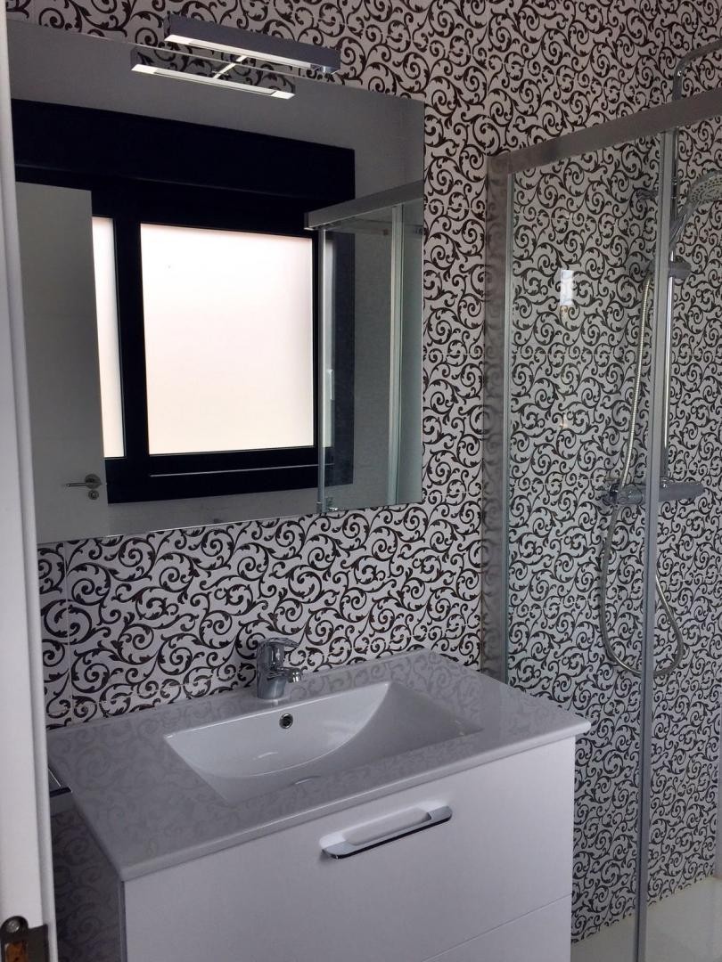 Resale - 3 Bedroom 2 Bathroom Villa in Pinoso -  - Alicante