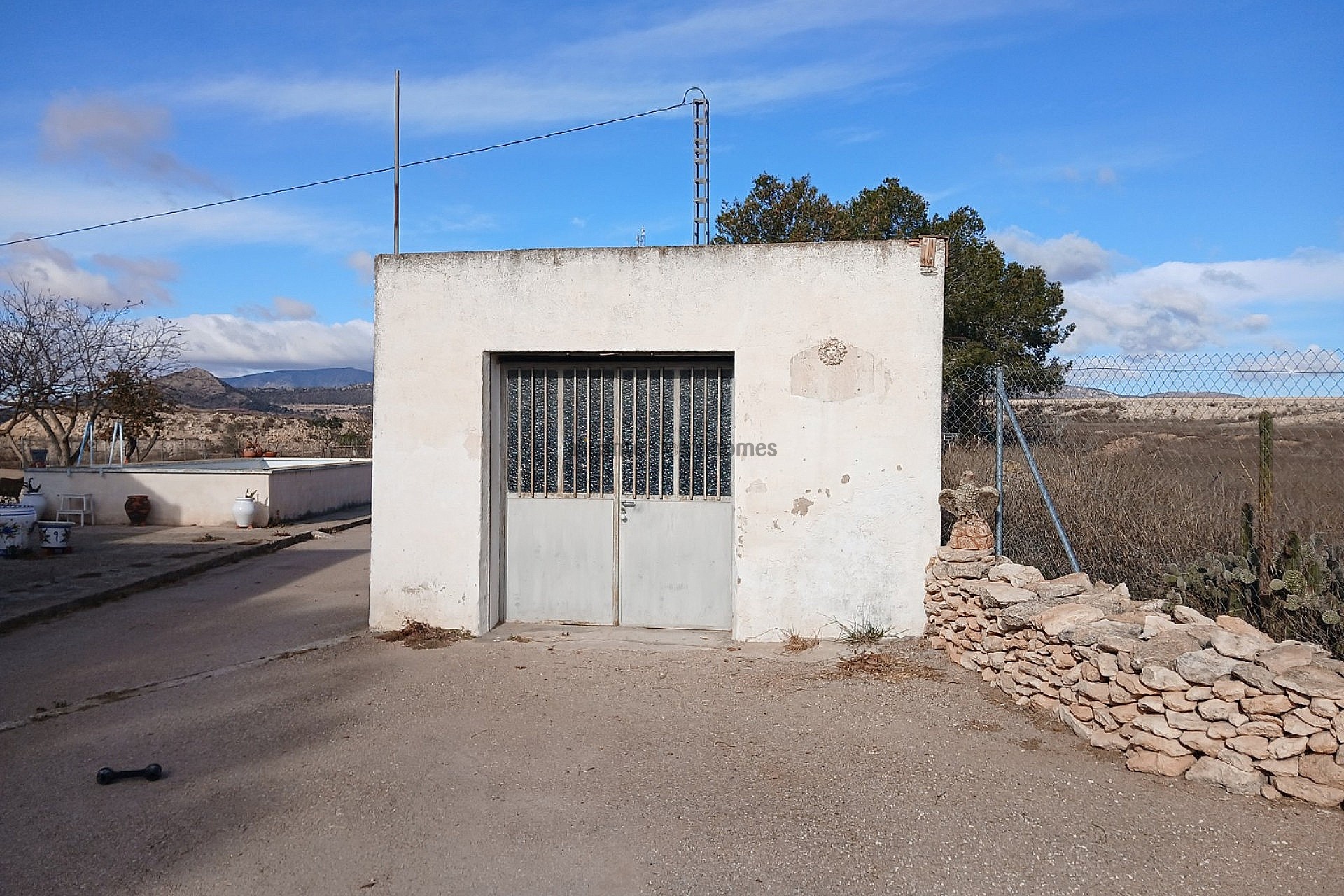 Sold - 3 Bedroom 1 Bathroom Country house in Monóvar -  - Alicante