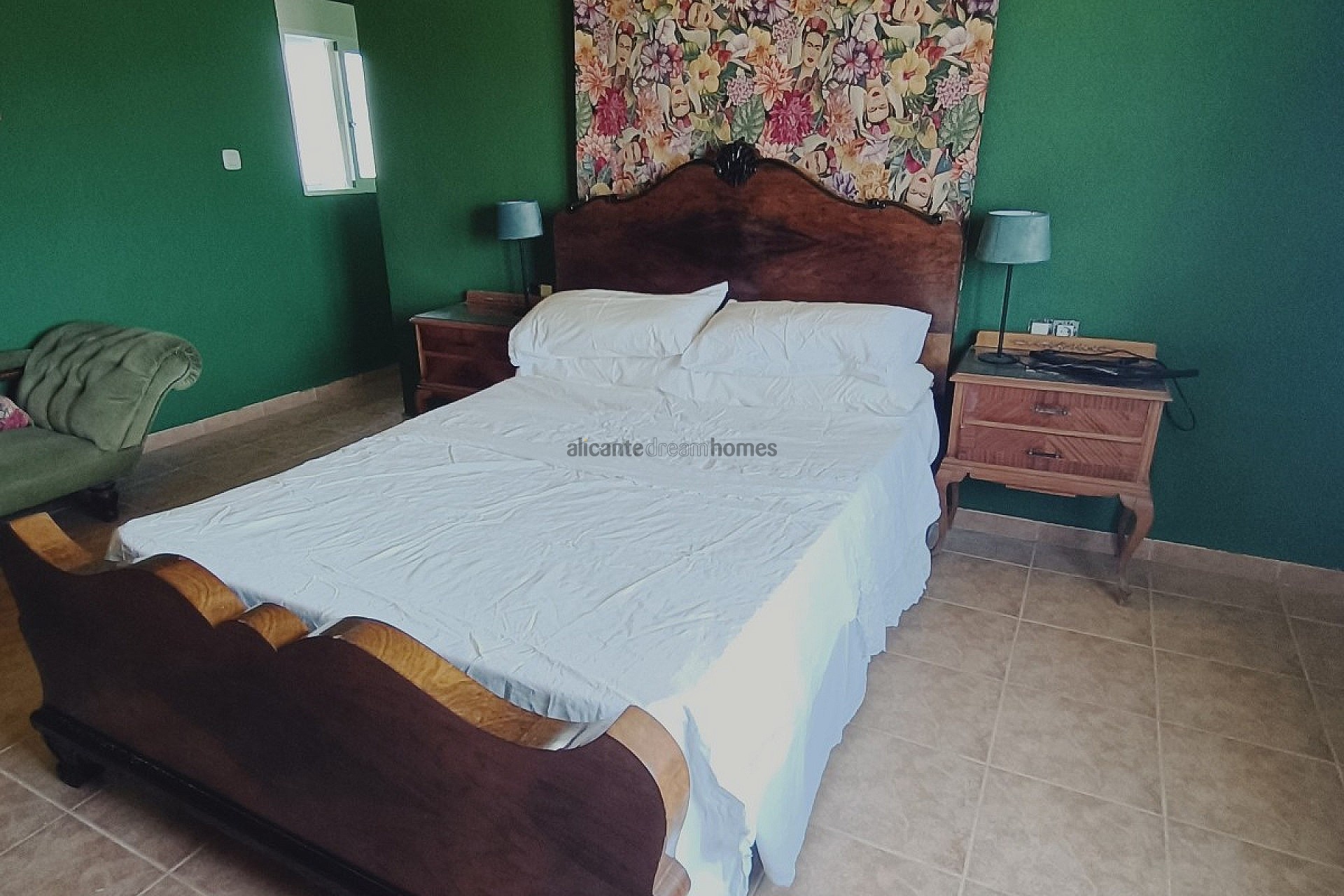 Sold - 3 Bedroom 1 Bathroom Country house in Monóvar -  - Alicante