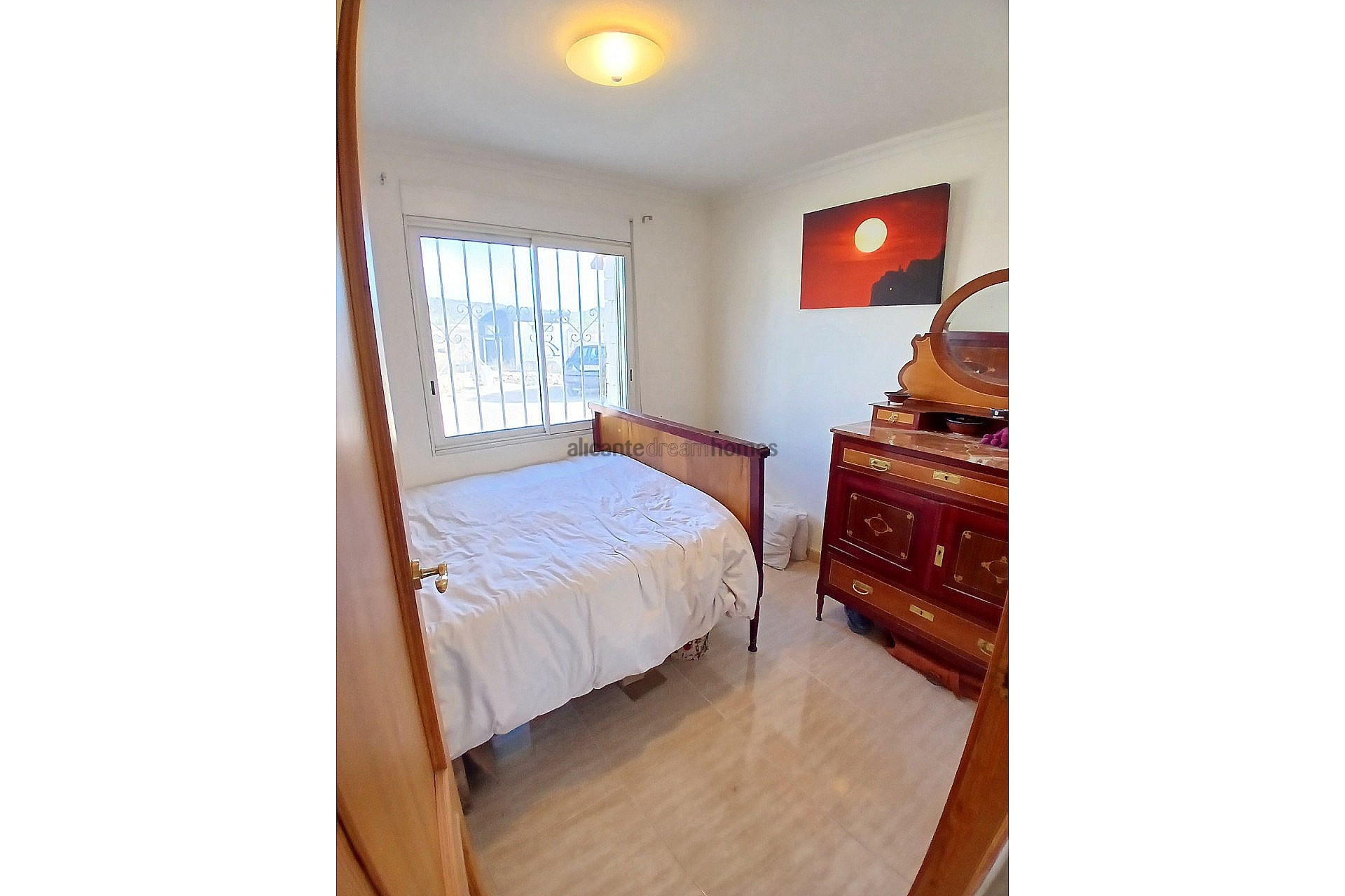 Sold - 3 Bedroom 1 Bathroom Country house in Monóvar -  - Alicante