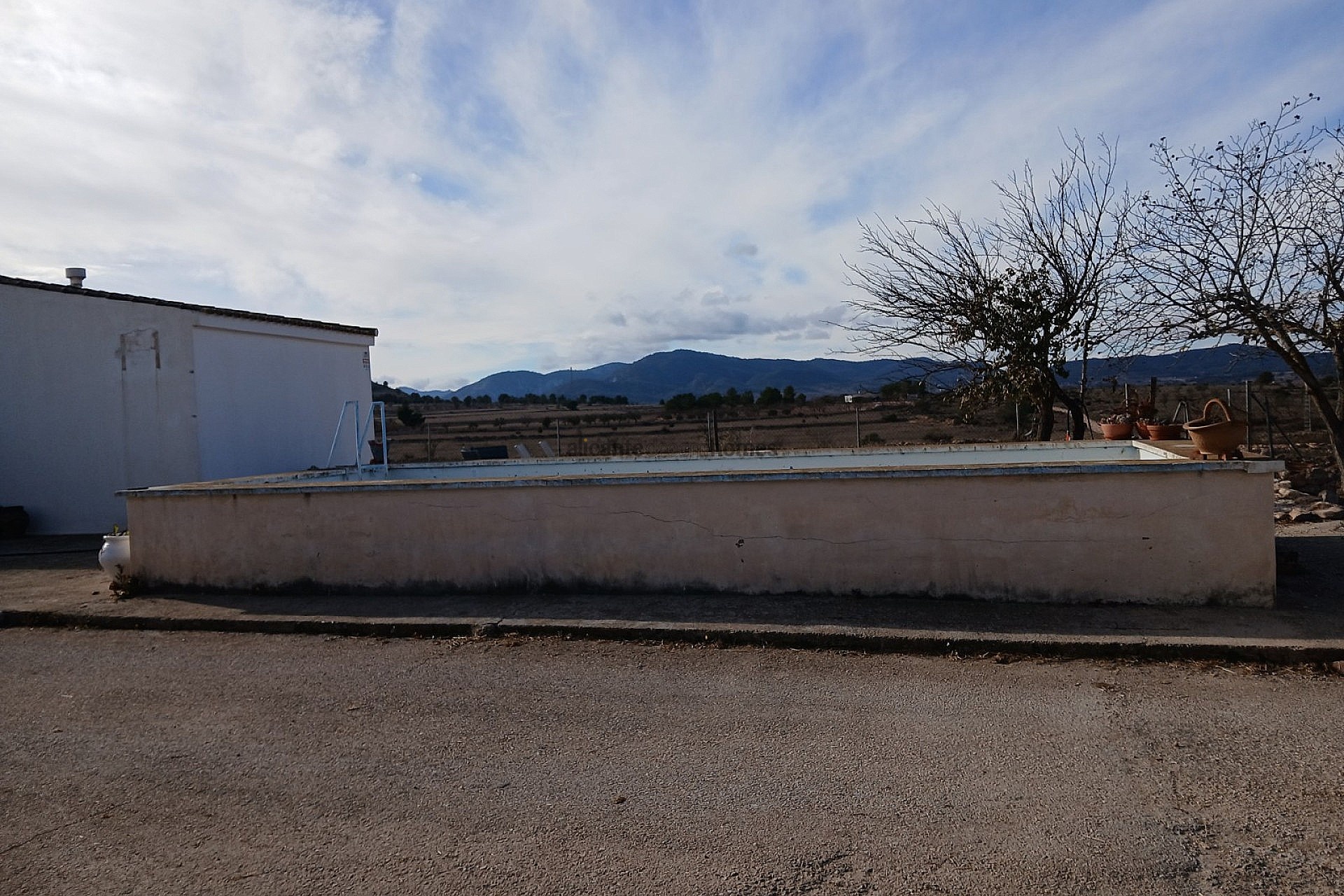 Sold - 3 Bedroom 1 Bathroom Country house in Monóvar -  - Alicante