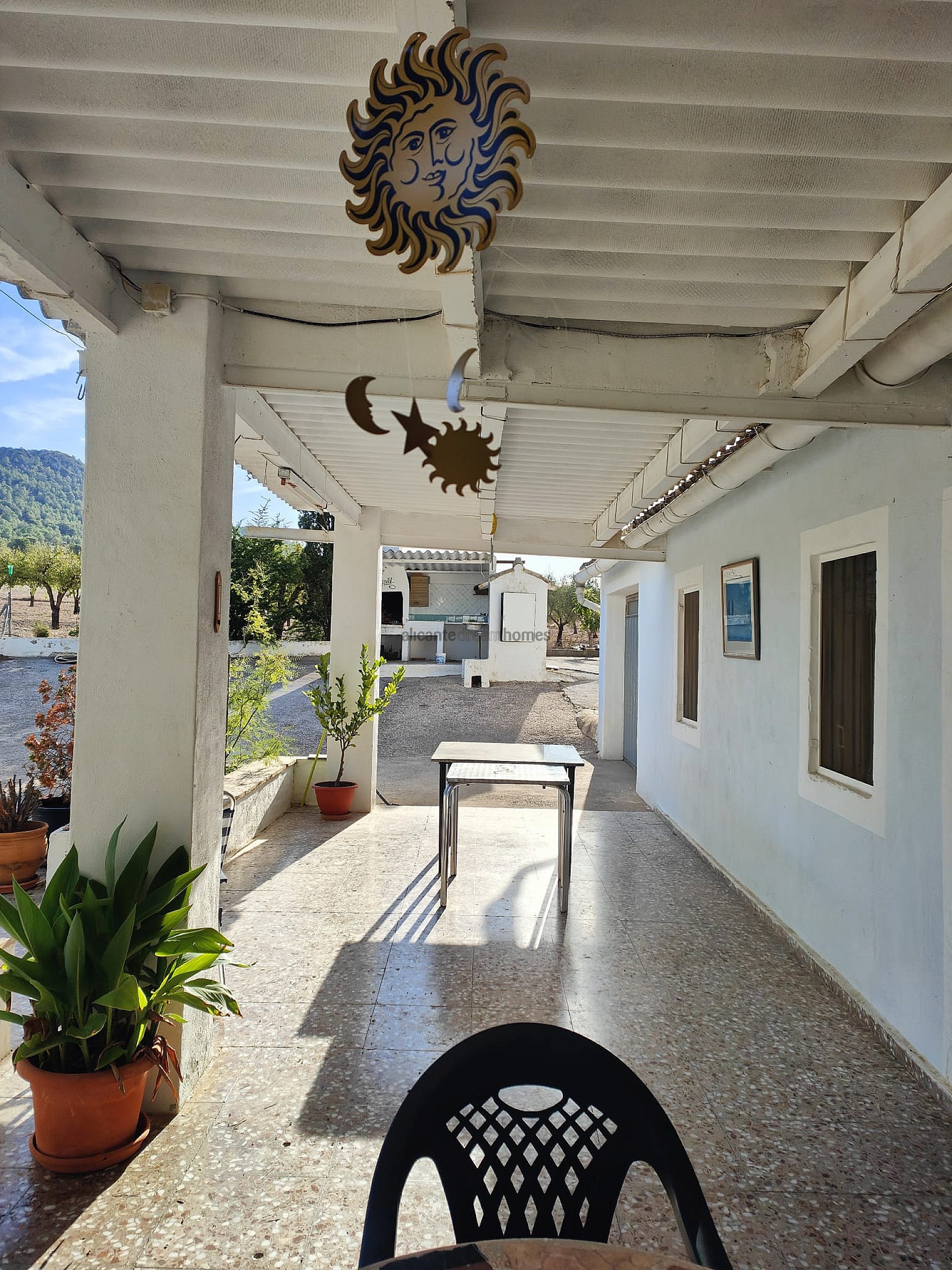 Resale - 3 Bedroom 1 Bathroom Country house in Yecla -  - Murcia