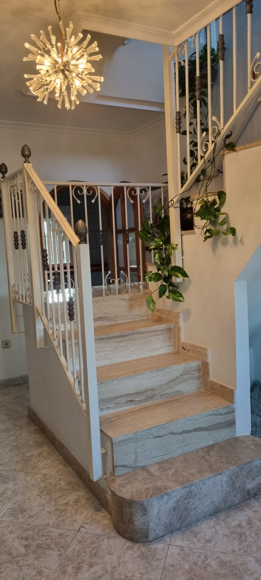 Resale - 6 Bedroom 8 Bathroom Villa in Hondón de los Fráiles -  - Alicante