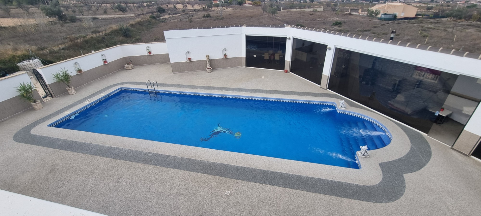 Resale - 6 Bedroom 8 Bathroom Villa in Hondón de los Fráiles -  - Alicante