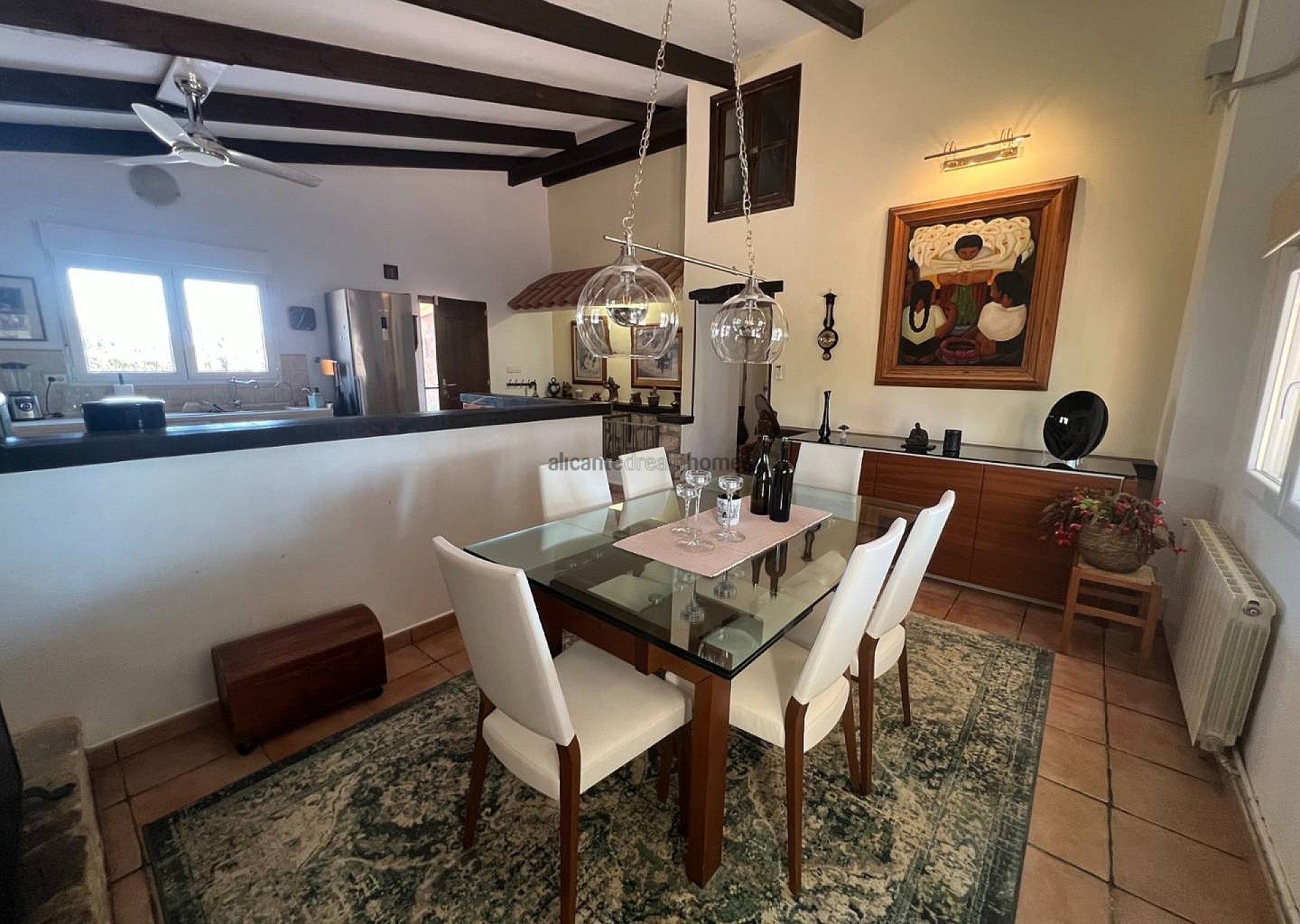 Sold - 4 Bedroom 3 Bathroom Villa in Salinas -  - Alicante