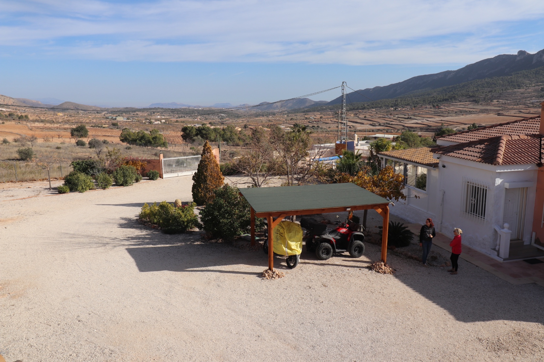 Sold - 4 Bedroom 2 Bathroom Villa in La Romana -  - Alicante