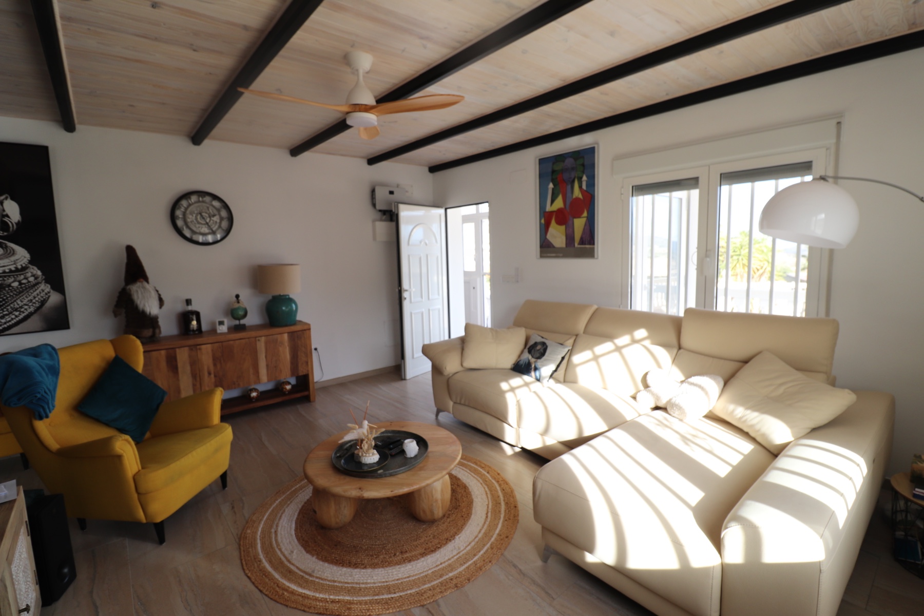 Sold - 4 Bedroom 2 Bathroom Villa in La Romana -  - Alicante