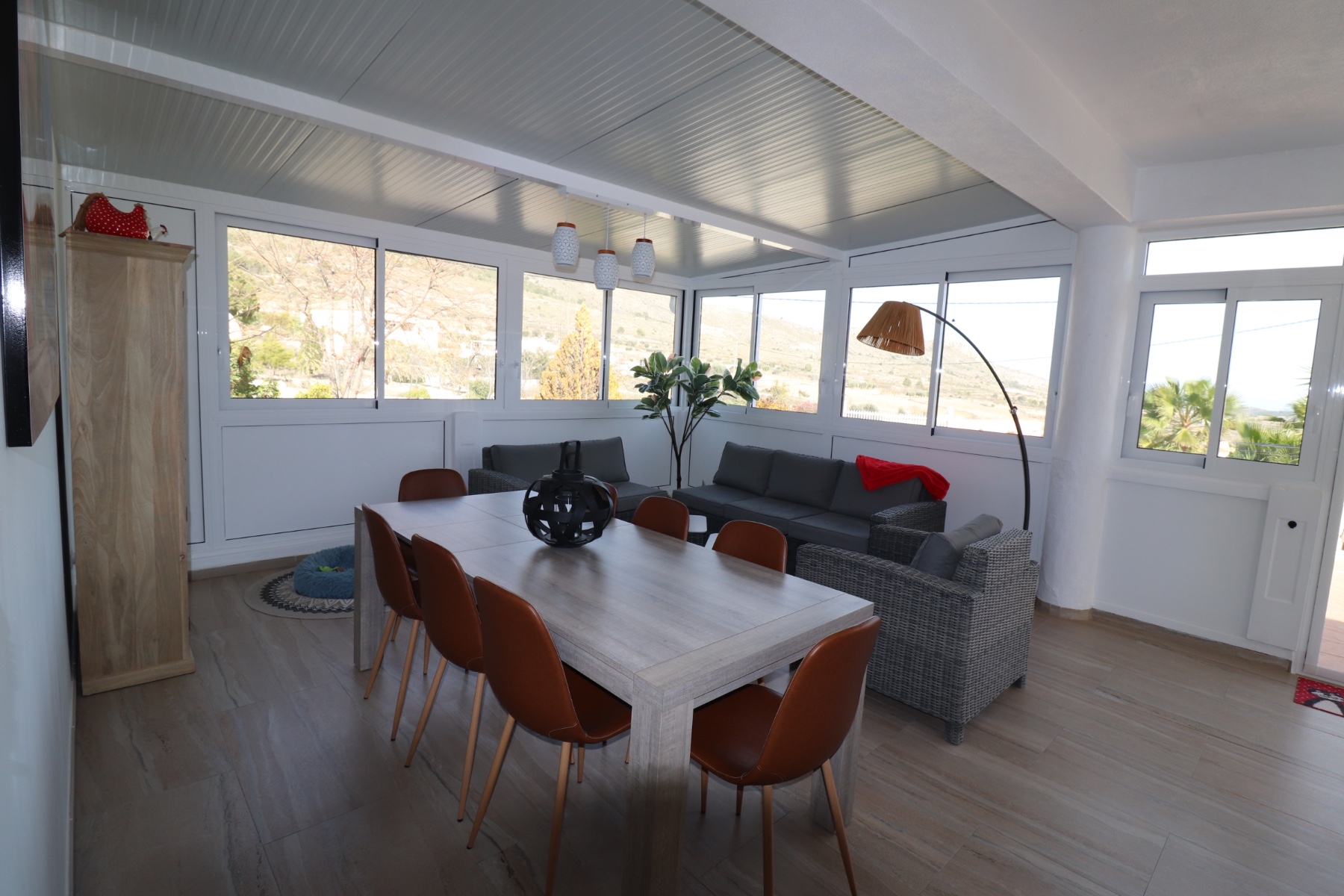 Sold - 4 Bedroom 2 Bathroom Villa in La Romana -  - Alicante