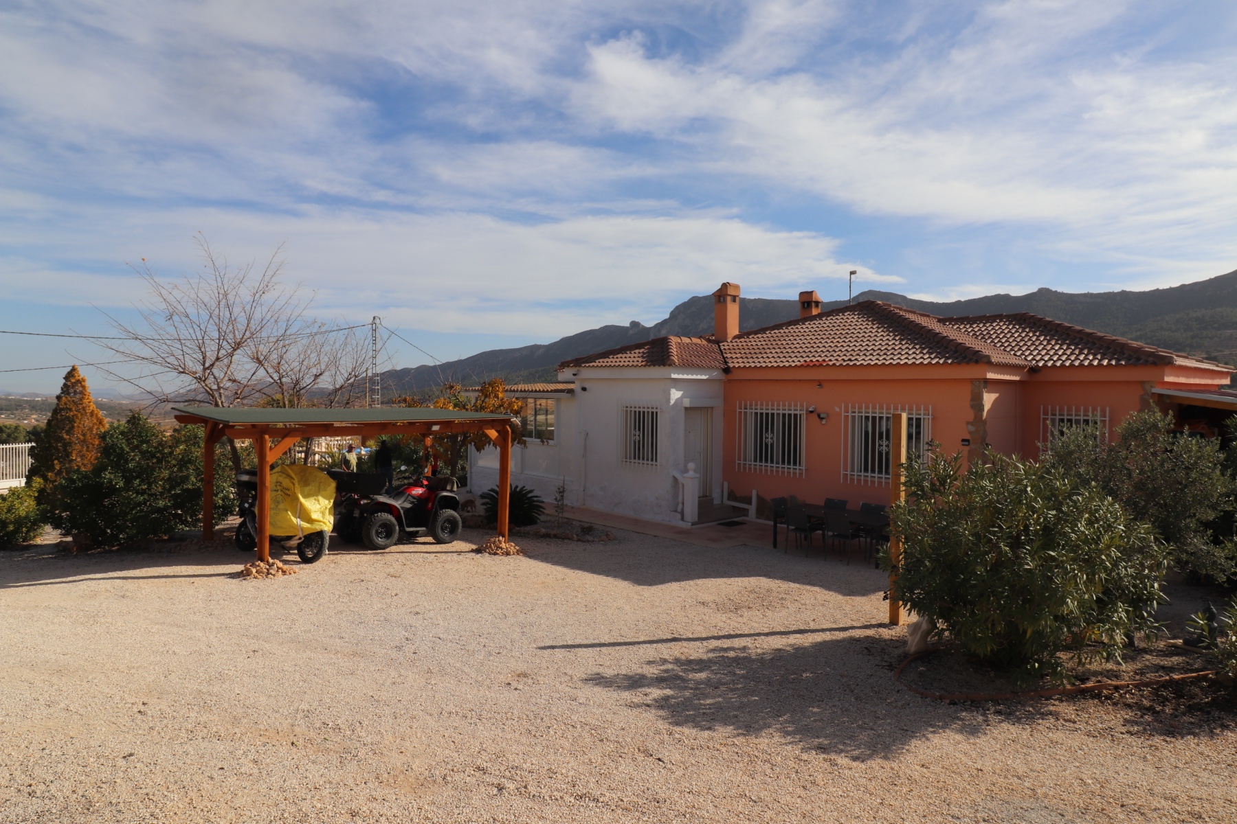 Sold - 4 Bedroom 2 Bathroom Villa in La Romana -  - Alicante