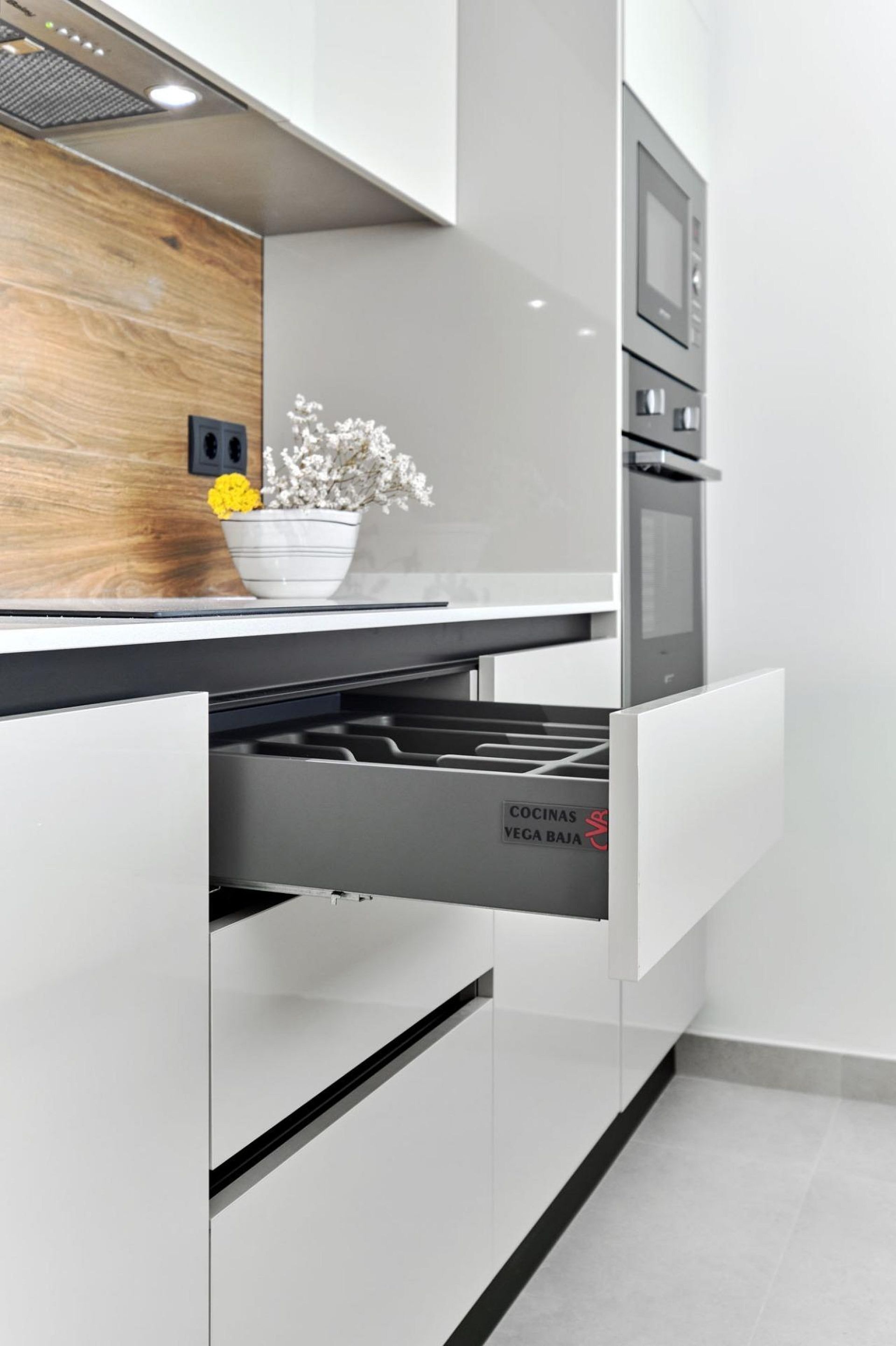 Resale - 2 Bedroom 2 Bathroom Apartment in Torrevieja - , Torrevieja, Alicante, Spain - Alicante