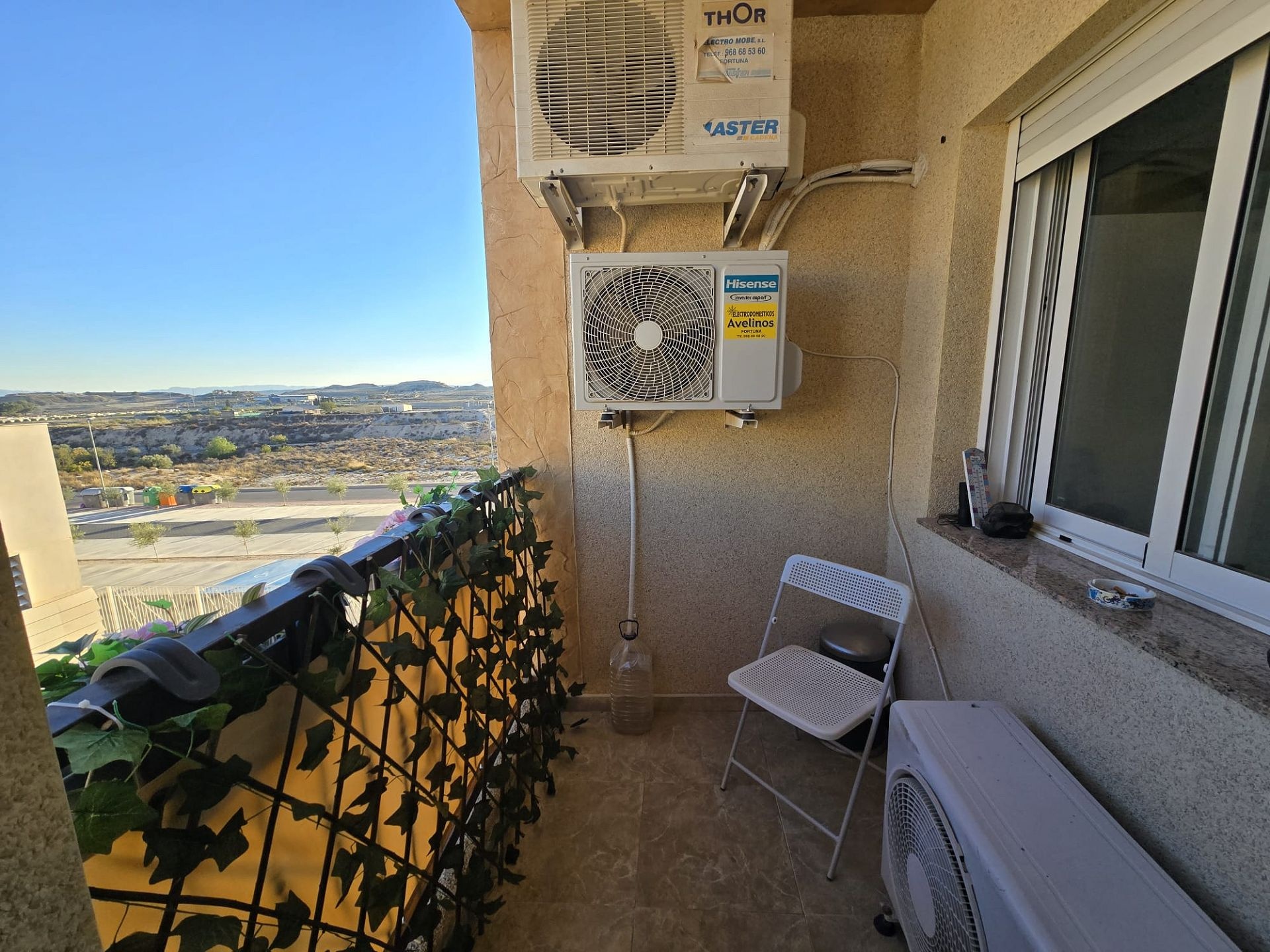 Resale - 3 Bedroom 2 Bathroom Apartment in Fortuna -  - Murcia