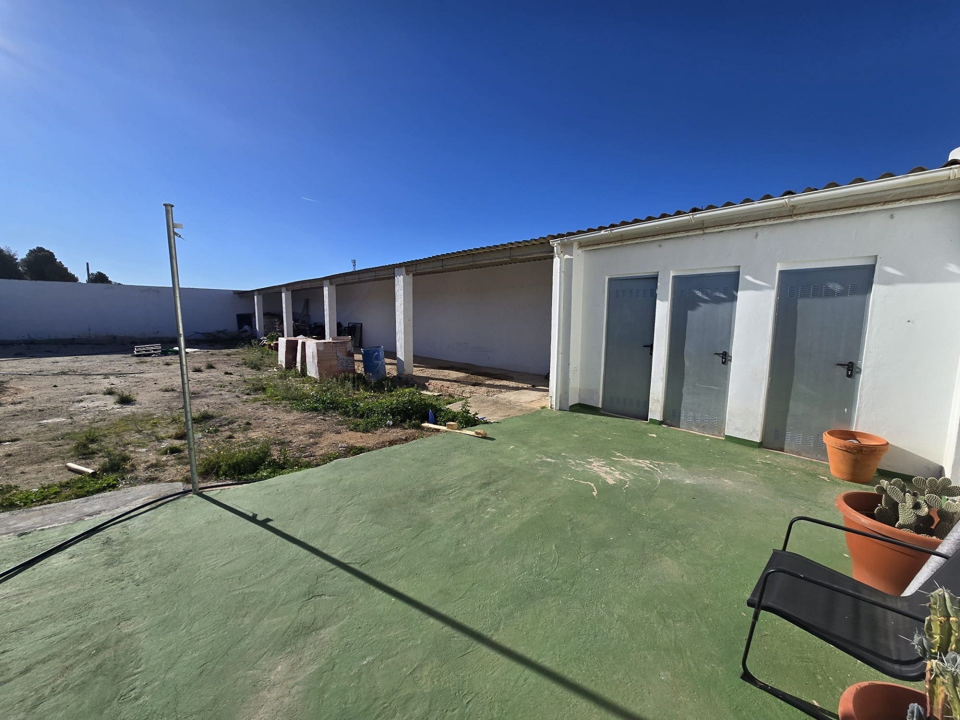 Resale - 1 Bathroom Commercial in Sax -  - Alicante