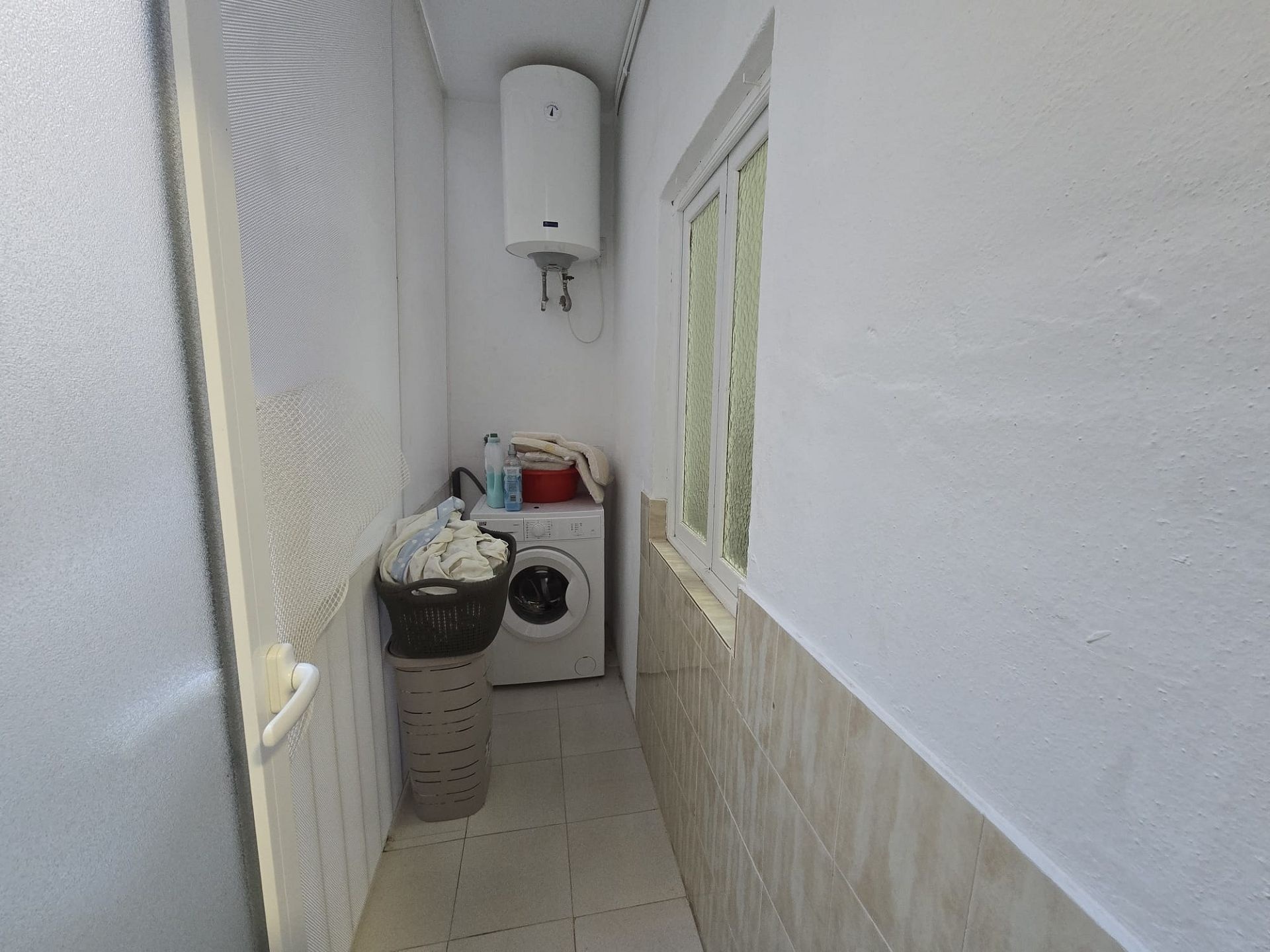 Resale - 3 Bedroom 1 Bathroom Apartment in Sax -  - Alicante
