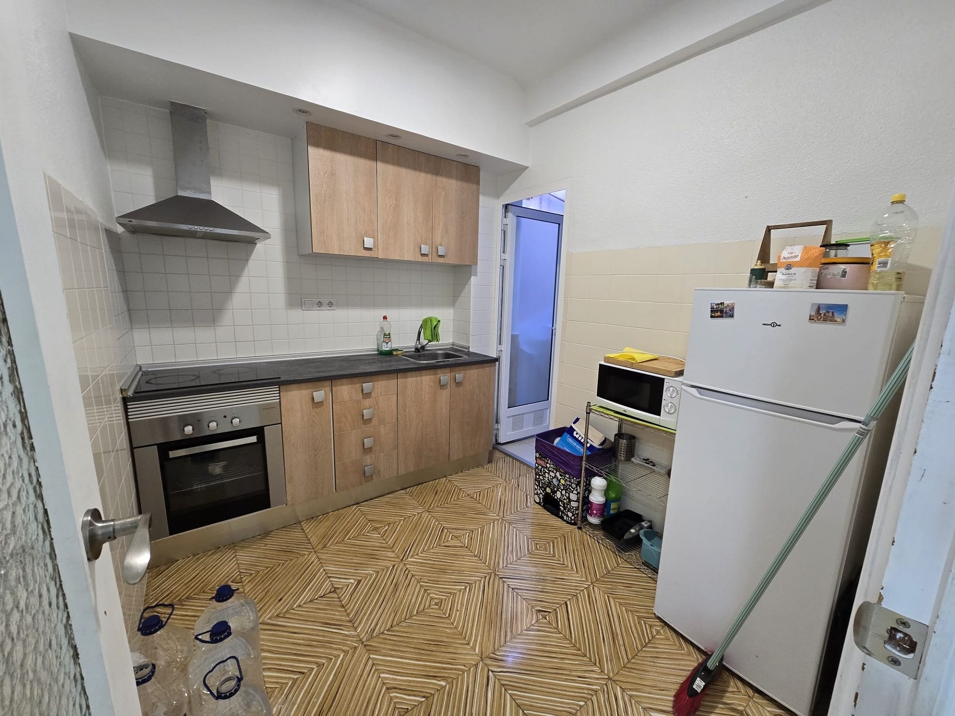 Resale - 3 Bedroom 1 Bathroom Apartment in Sax -  - Alicante