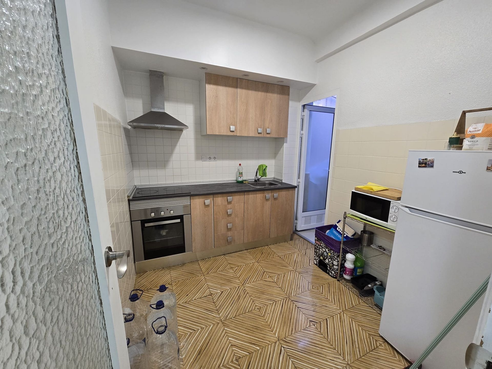 Resale - 3 Bedroom 1 Bathroom Apartment in Sax -  - Alicante