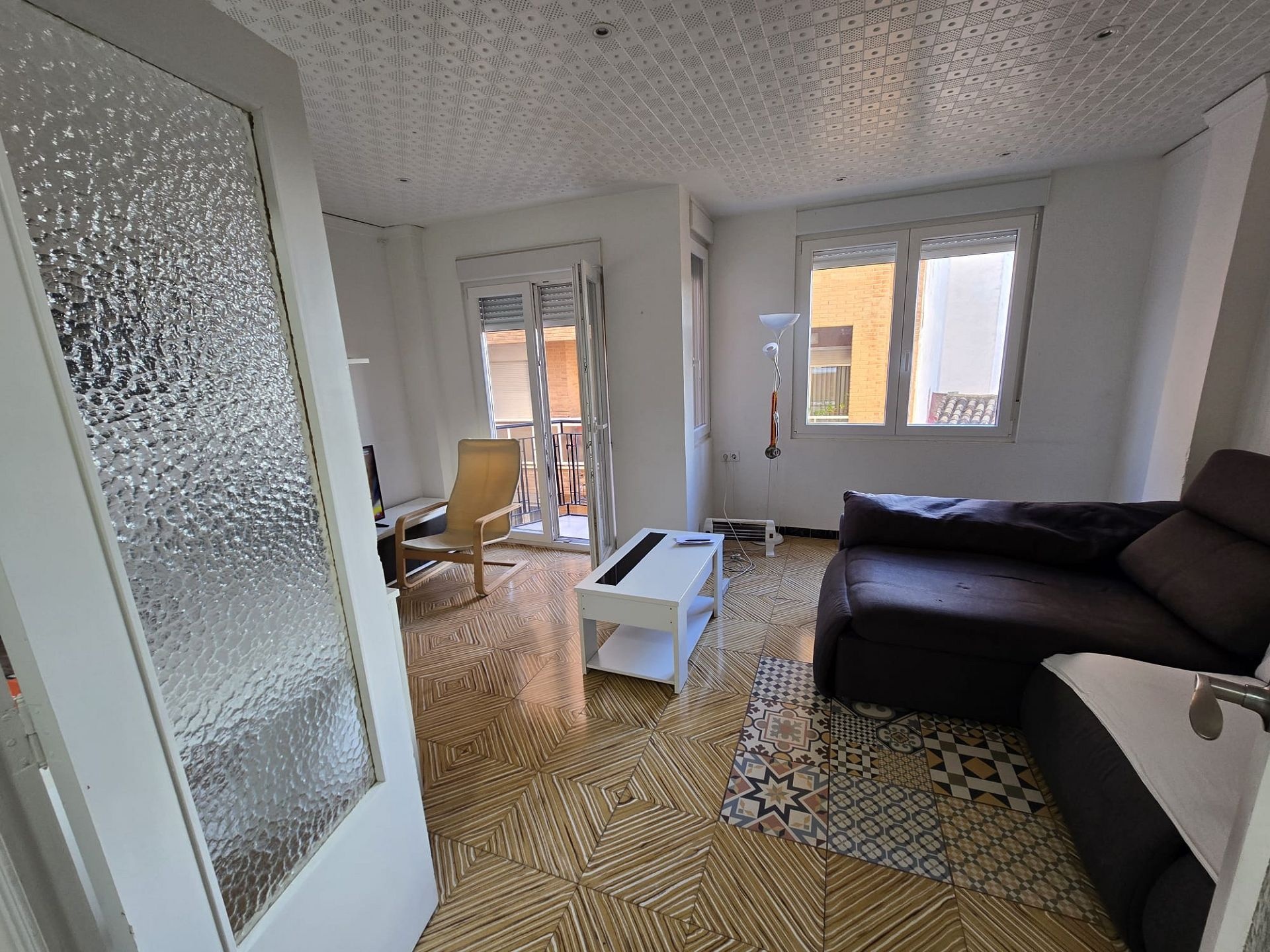 Resale - 3 Bedroom 1 Bathroom Apartment in Sax -  - Alicante
