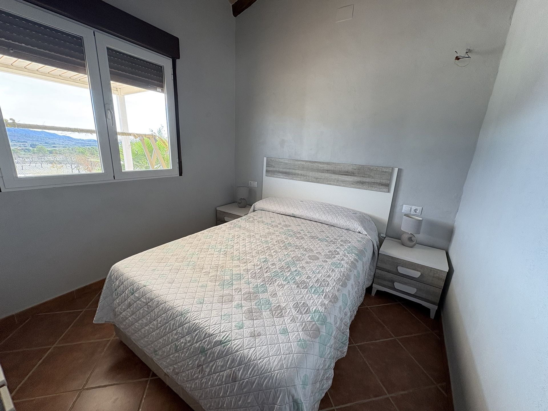 Resale - 2 Bedroom 1 Bathroom Country house in Sax -  - Alicante