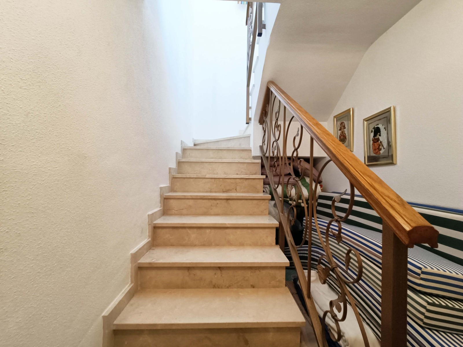 Resale - 5 Bedroom 3 Bathroom Villa in Abanilla -  - Murcia