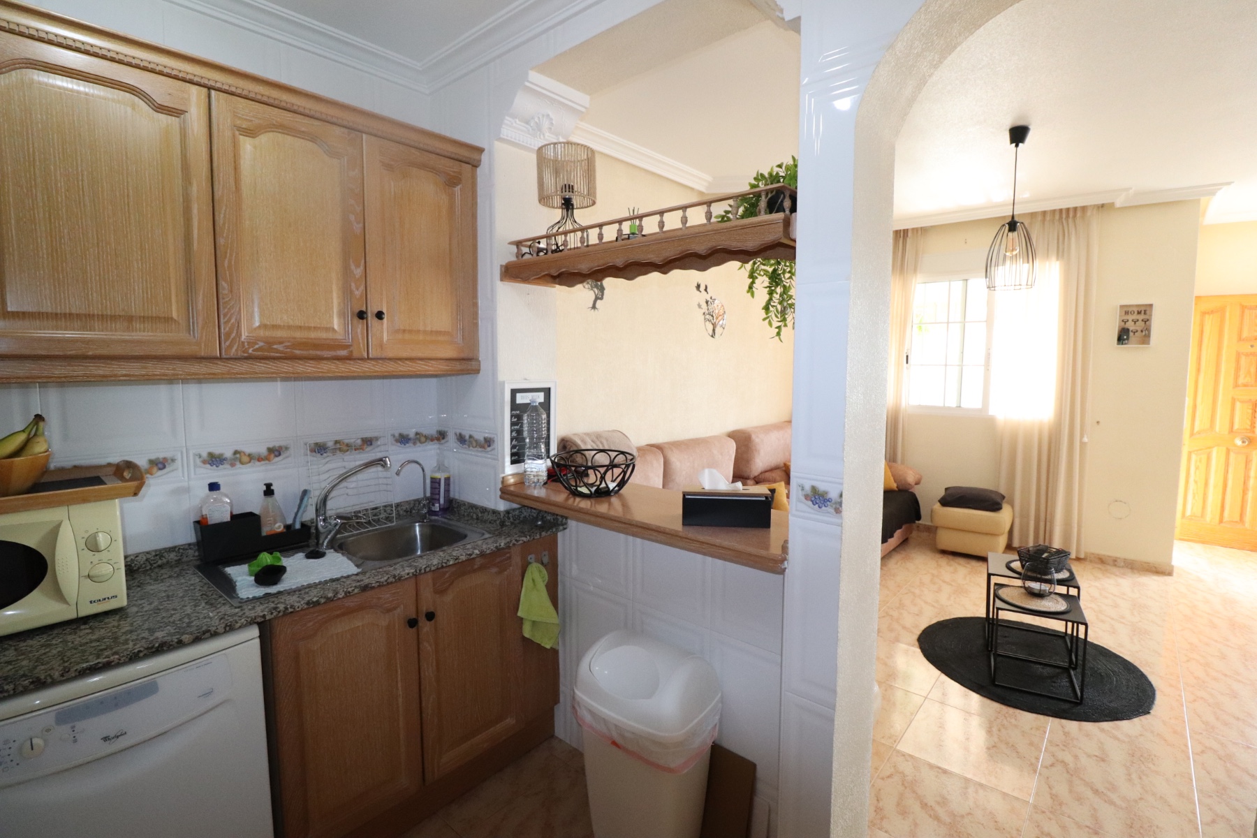Resale - 3 Bedroom 2 Bathroom Townhouse in Orihuela Costa -  - Alicante