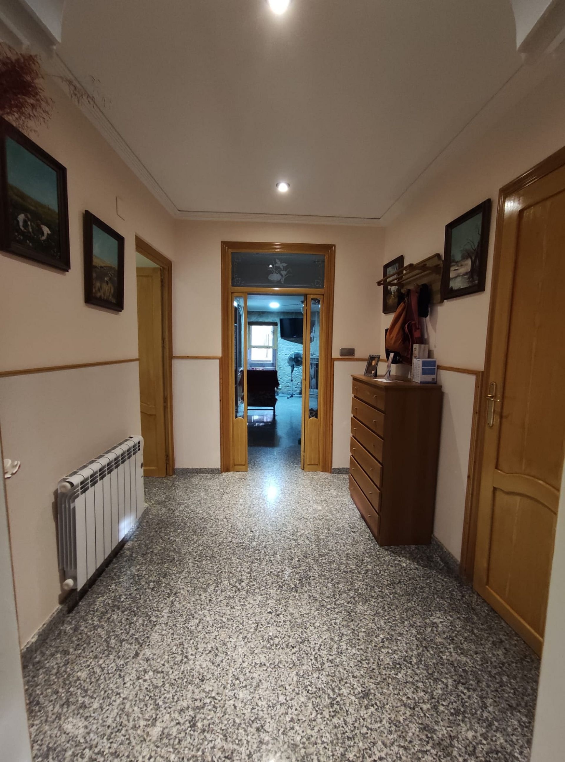 Resale - 5 Bedroom 3 Bathroom Townhouse in Hondón de las Nieves -  - Alicante