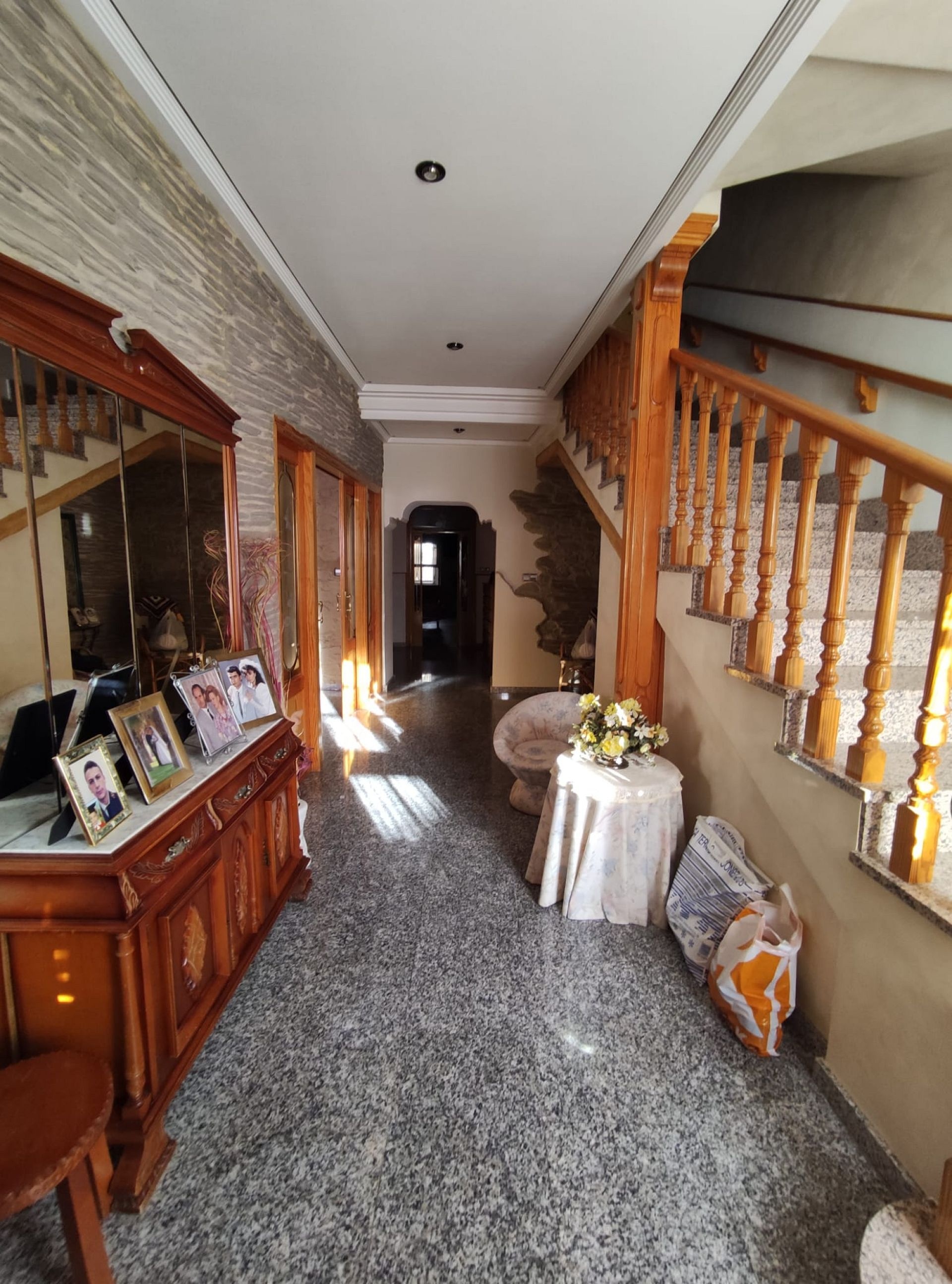 Resale - 5 Bedroom 3 Bathroom Townhouse in Hondón de las Nieves -  - Alicante