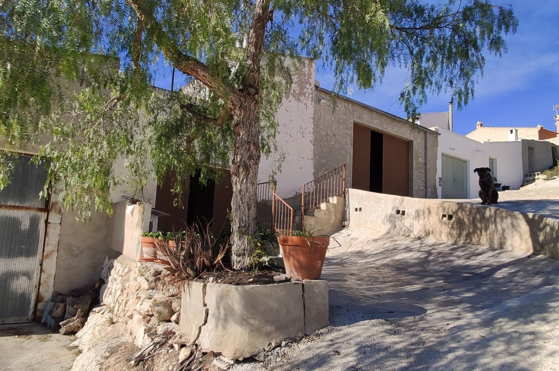 Resale - 5 Bedroom 3 Bathroom Townhouse in Hondón de las Nieves -  - Alicante