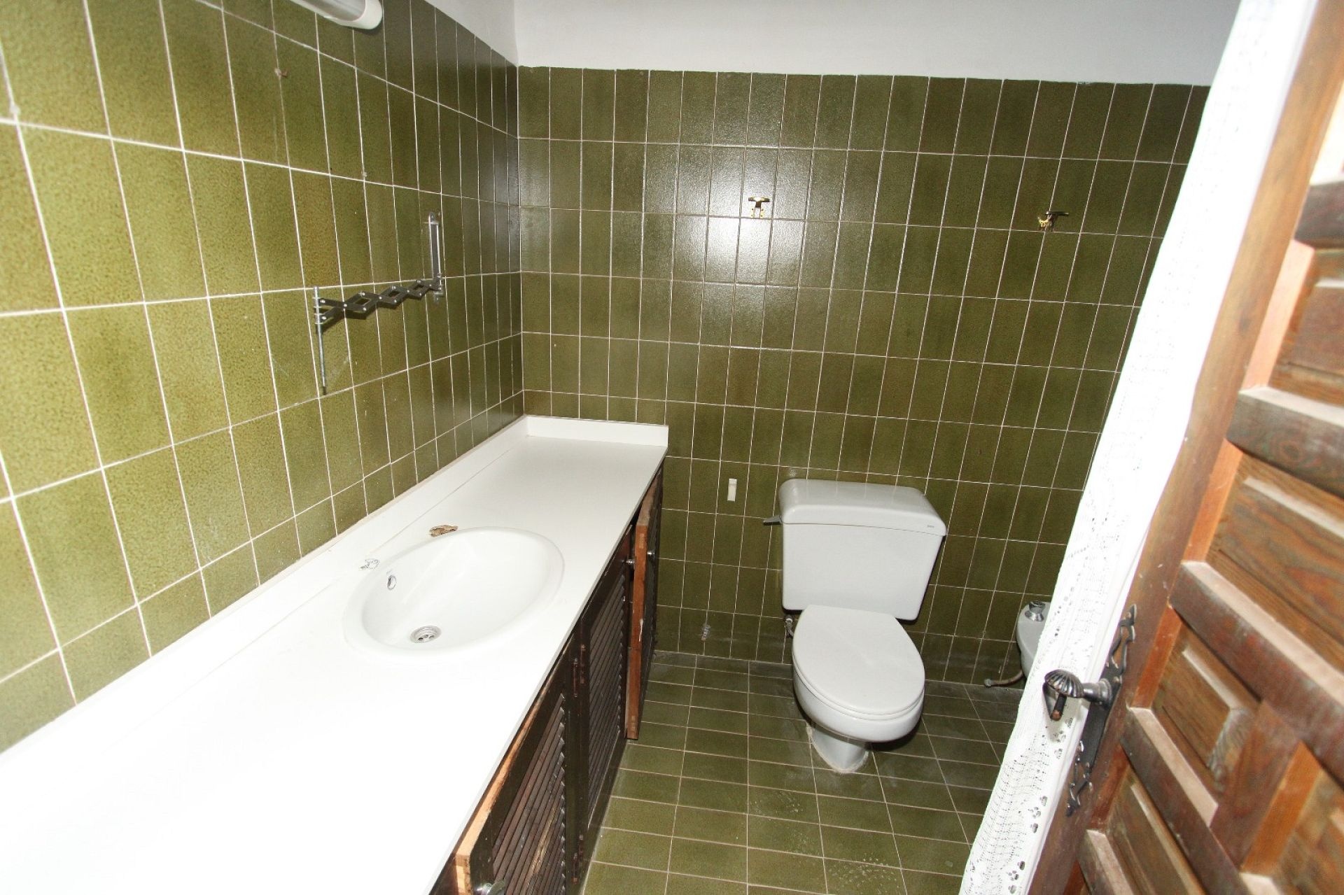Resale - 7 Bedroom 3 Bathroom Country house in Monóvar -  - Alicante