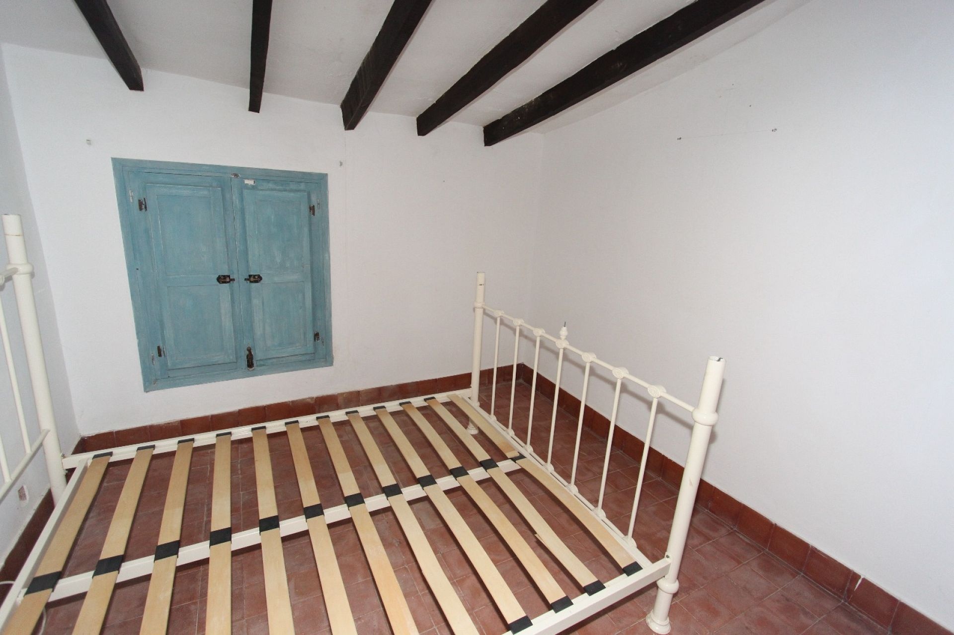 Resale - 7 Bedroom 3 Bathroom Country house in Monóvar -  - Alicante