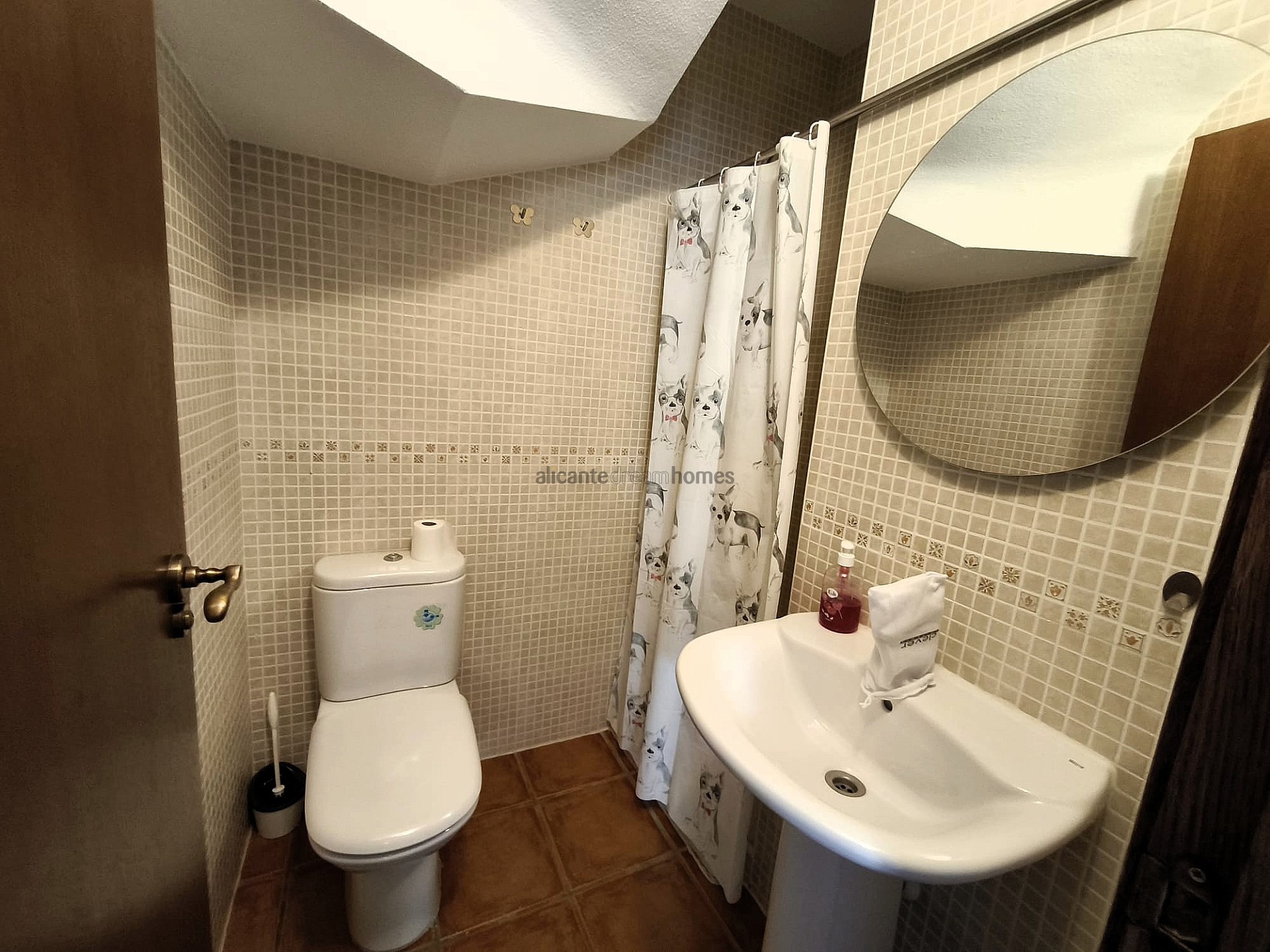 Resale - 3 Bedroom 2 Bathroom Apartment in Algorfa -  - Alicante