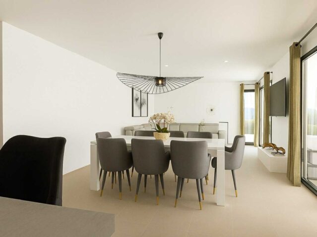 Resale - 3 Bedroom 2 Bathroom Villa in La Romana - , La Romana, Alicante, Spain - Alicante