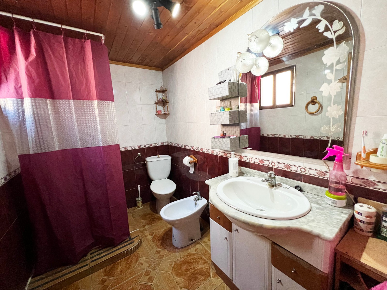 Resale - 4 Bedroom 2 Bathroom Villa in La Romana -  - Alicante
