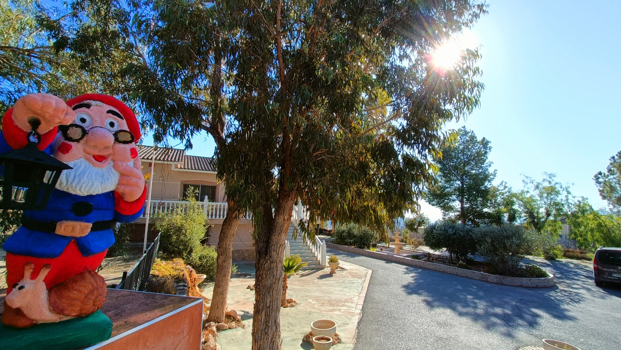 Resale - 4 Bedroom 2 Bathroom Villa in La Romana -  - Alicante