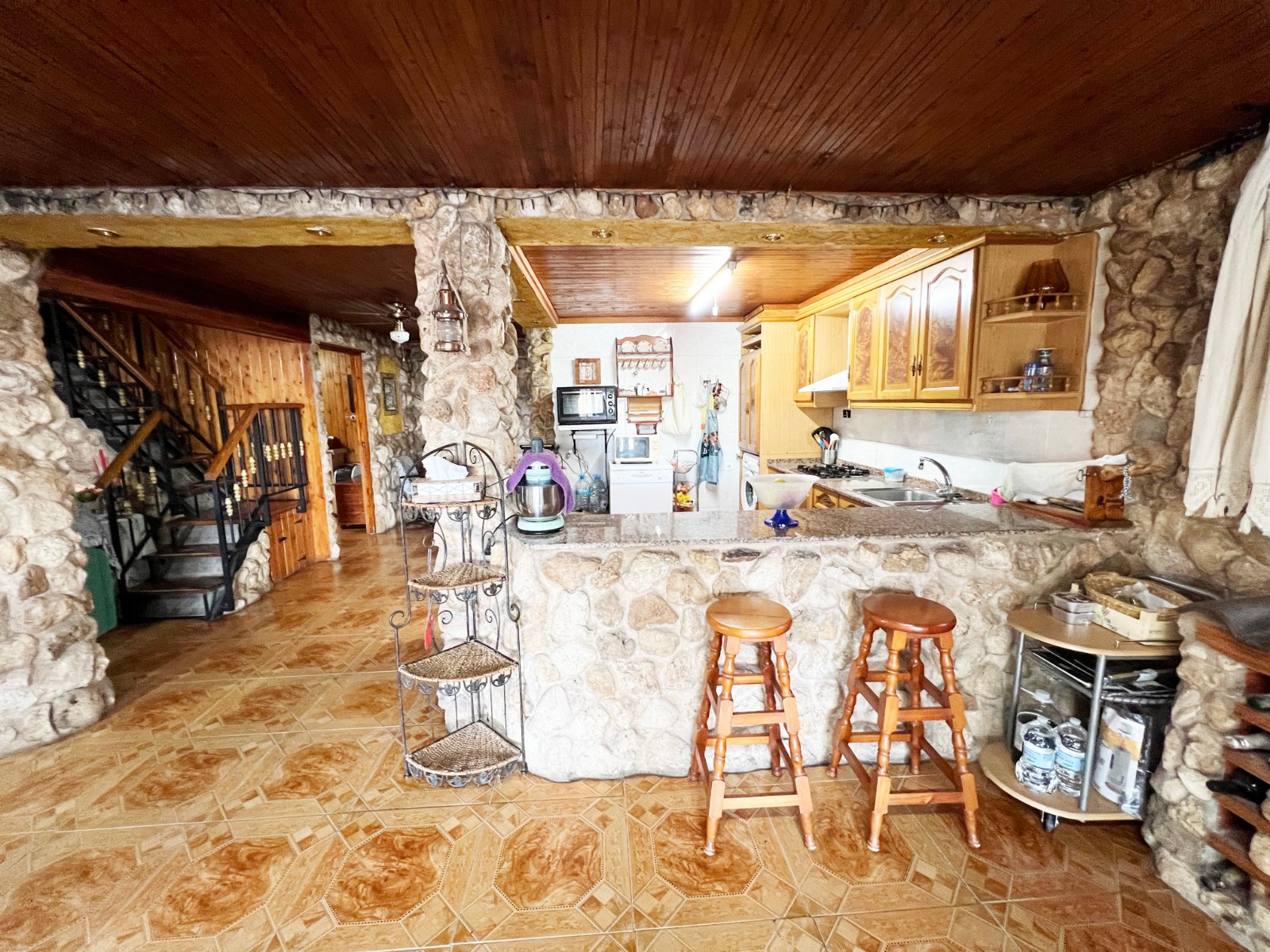 Resale - 4 Bedroom 2 Bathroom Villa in La Romana -  - Alicante