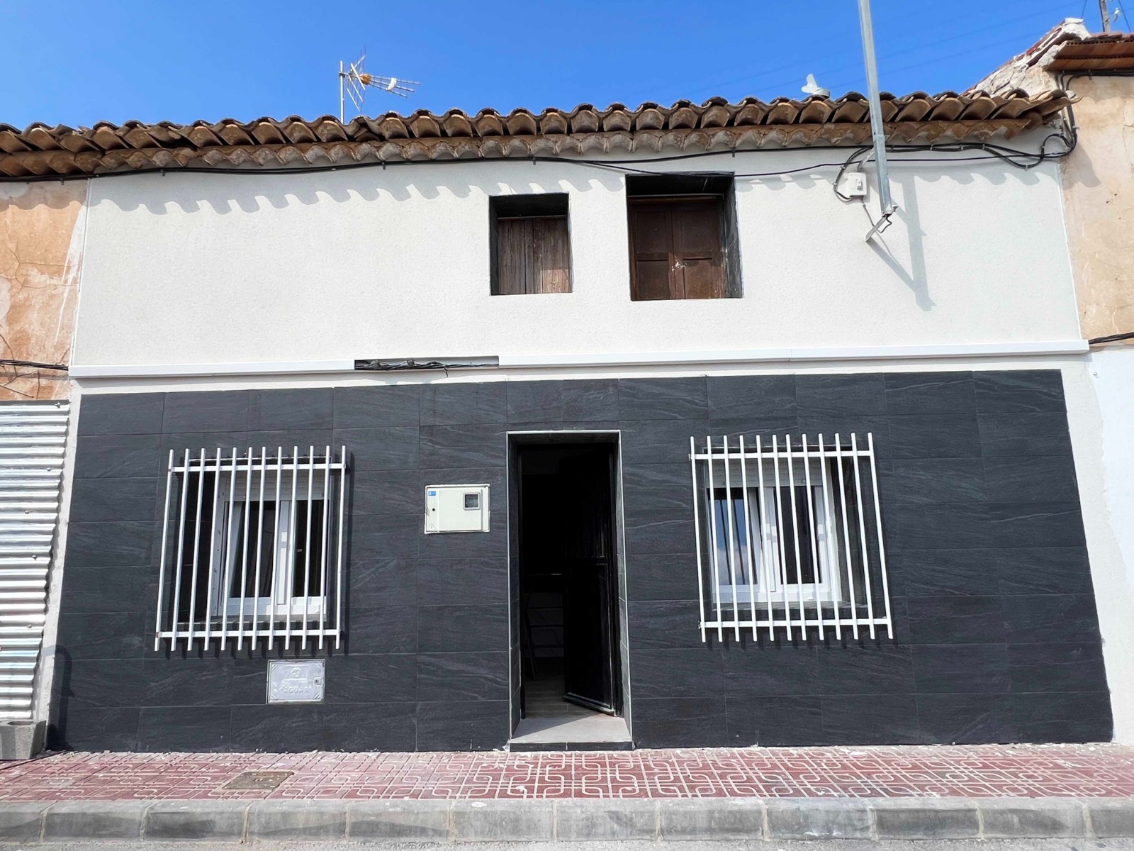 Resale - 3 Bedroom 2 Bathroom Townhouse in Hondón de los Frailes -  - Alicante