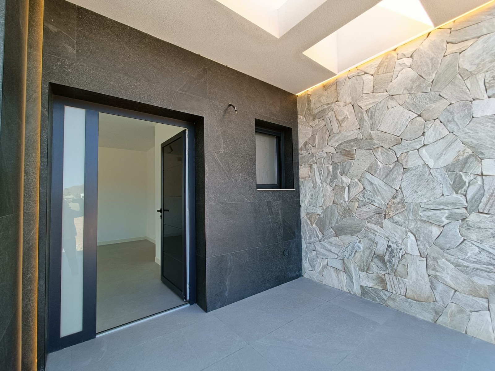 Resale - 3 Bedroom 2 Bathroom Villa in Macisvenda -  - Murcia