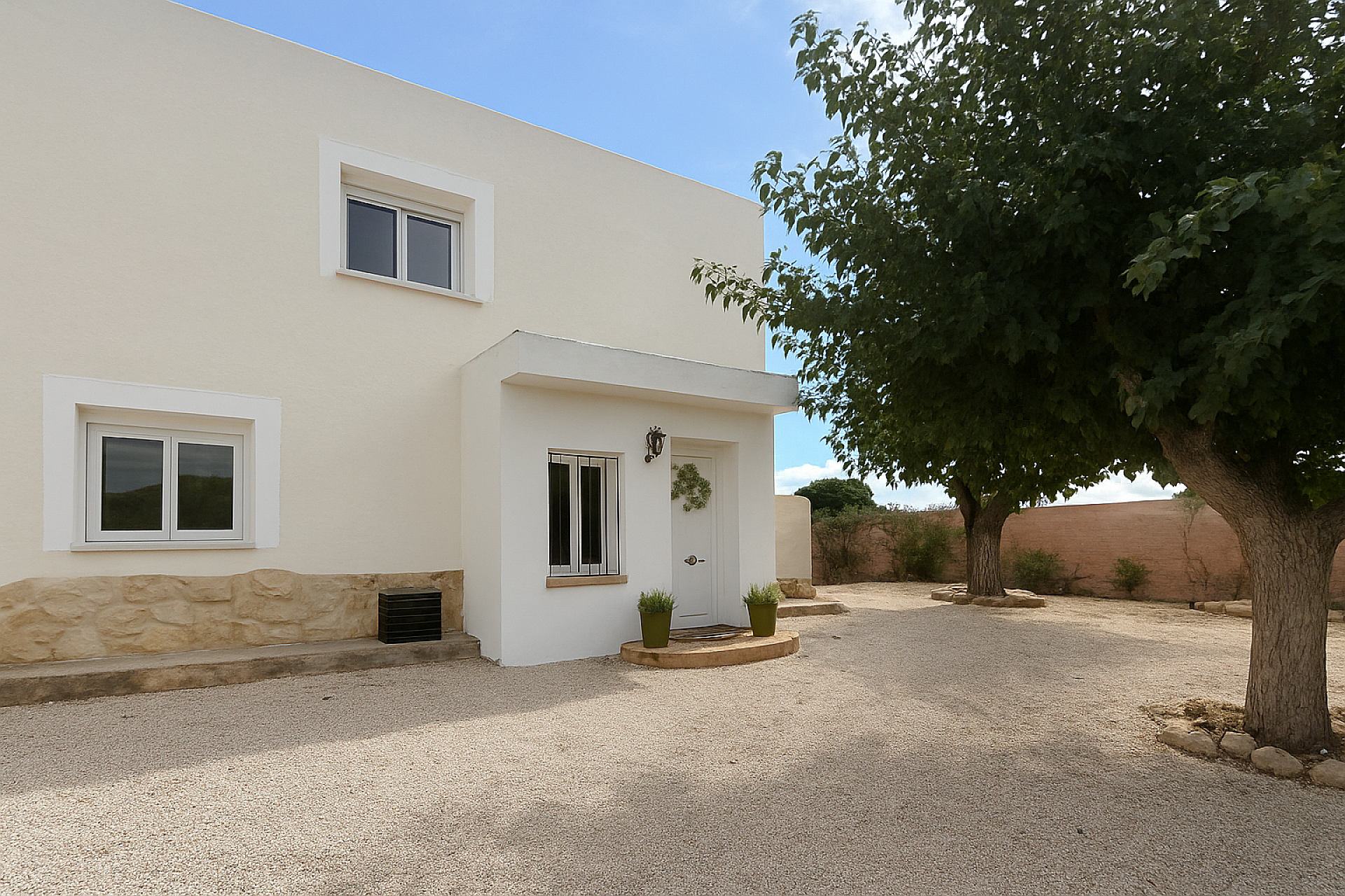 Sold - 3 Bedroom 1 Bathroom Country house in Castalla -  - Alicante