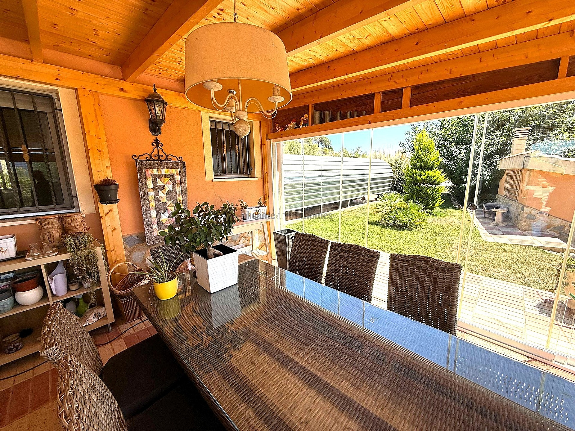 Resale - 5 Bedroom 4 Bathroom Country house in Castalla -  - Alicante