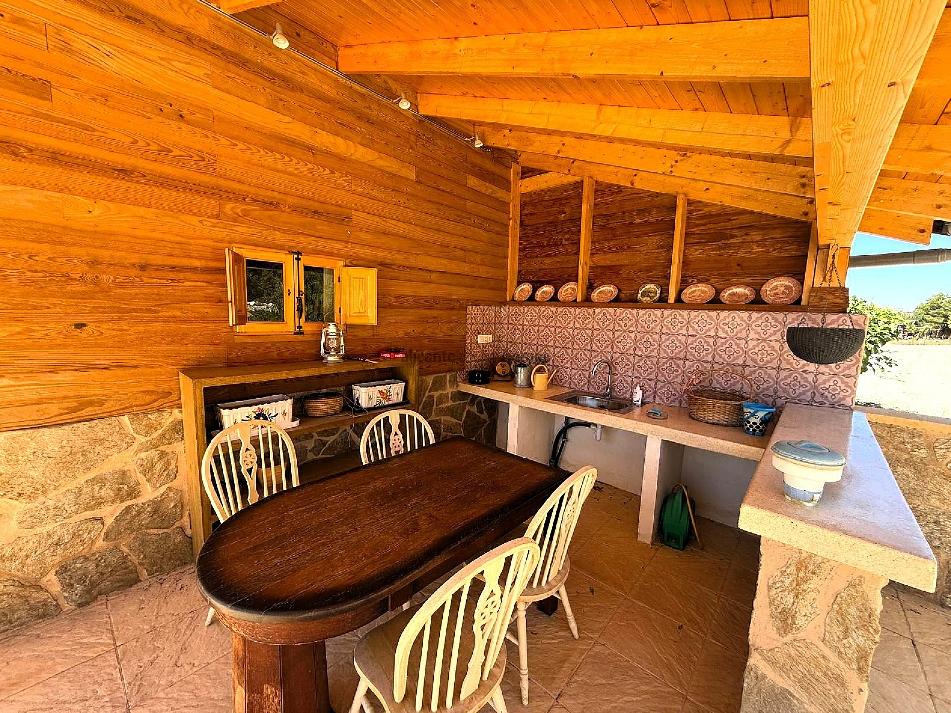 Resale - 5 Bedroom 4 Bathroom Country house in Castalla -  - Alicante