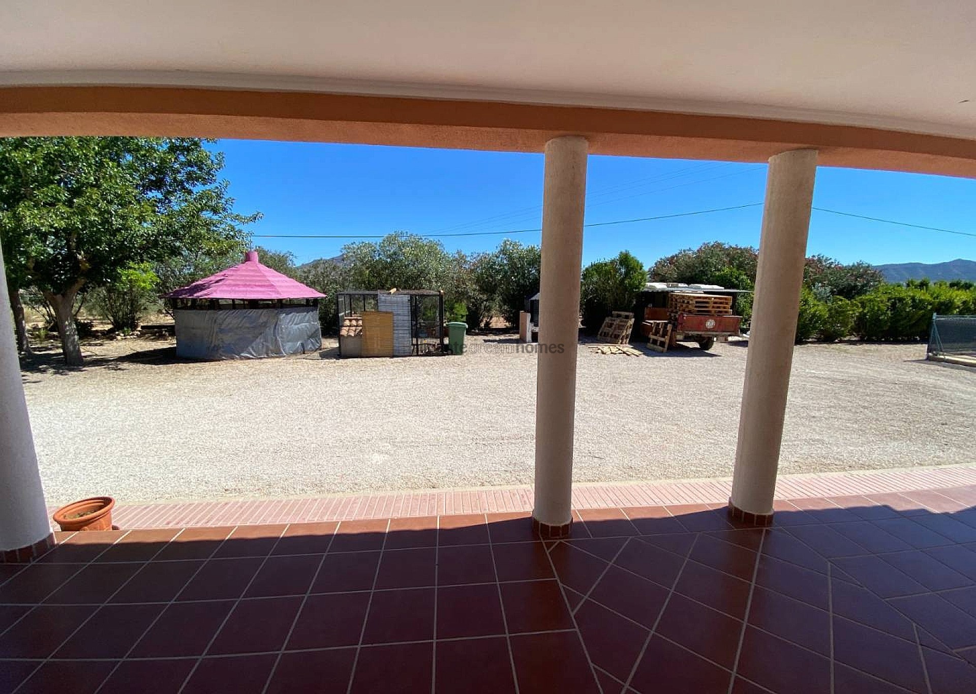 Sold - 3 Bedroom 1 Bathroom Villa in Salinas -  - Alicante