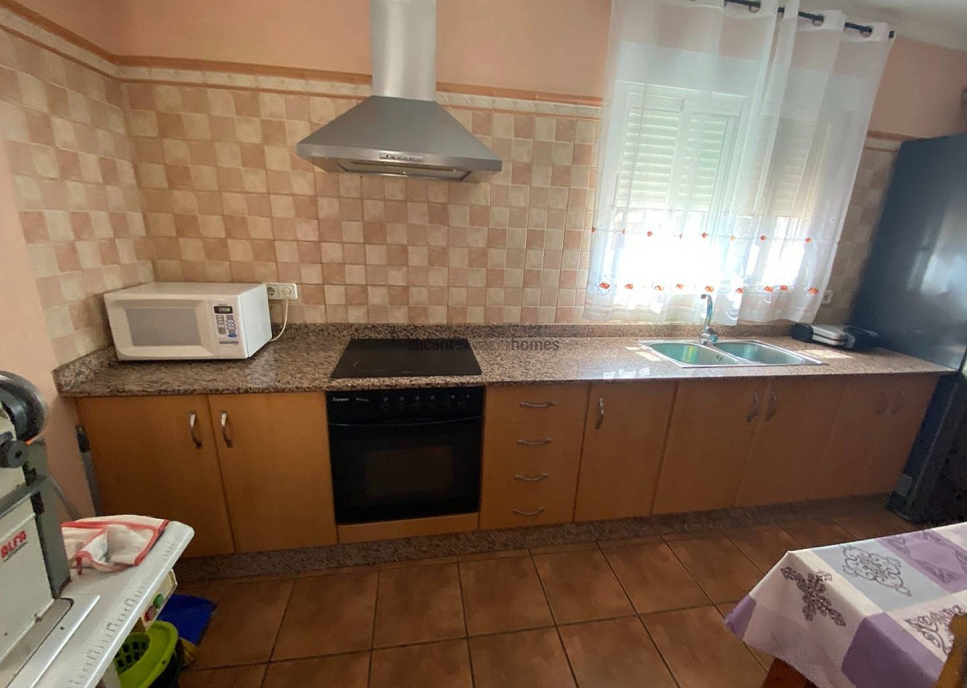 Sold - 3 Bedroom 1 Bathroom Villa in Salinas -  - Alicante