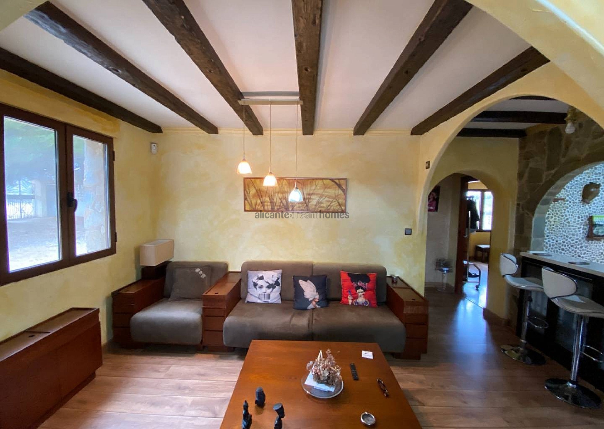 Resale - 2 Bedroom 1 Bathroom Finca in Sax -  - Alicante