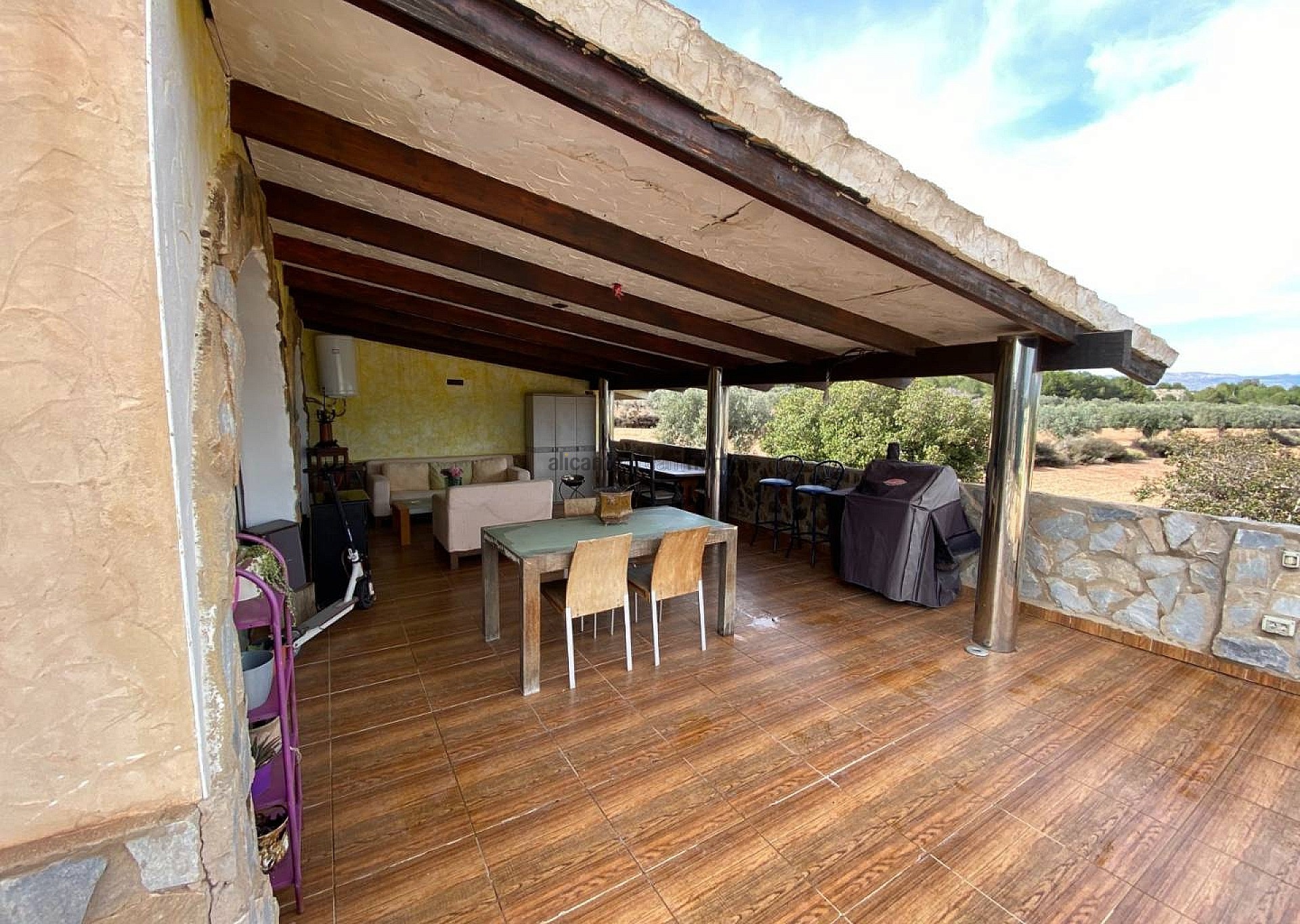 Resale - 2 Bedroom 1 Bathroom Finca in Sax -  - Alicante